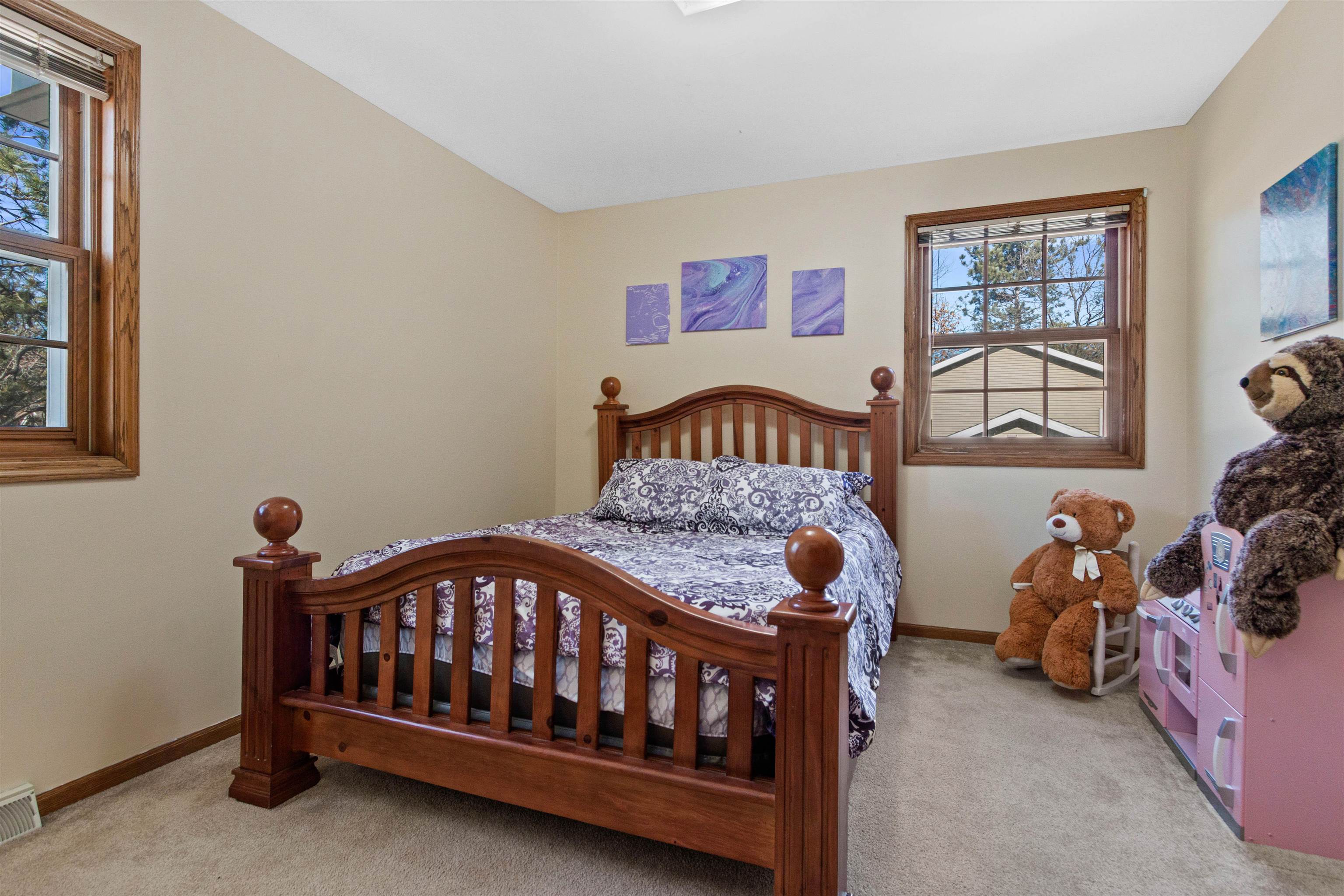 2201 SHADOWVIEW CIRCLE