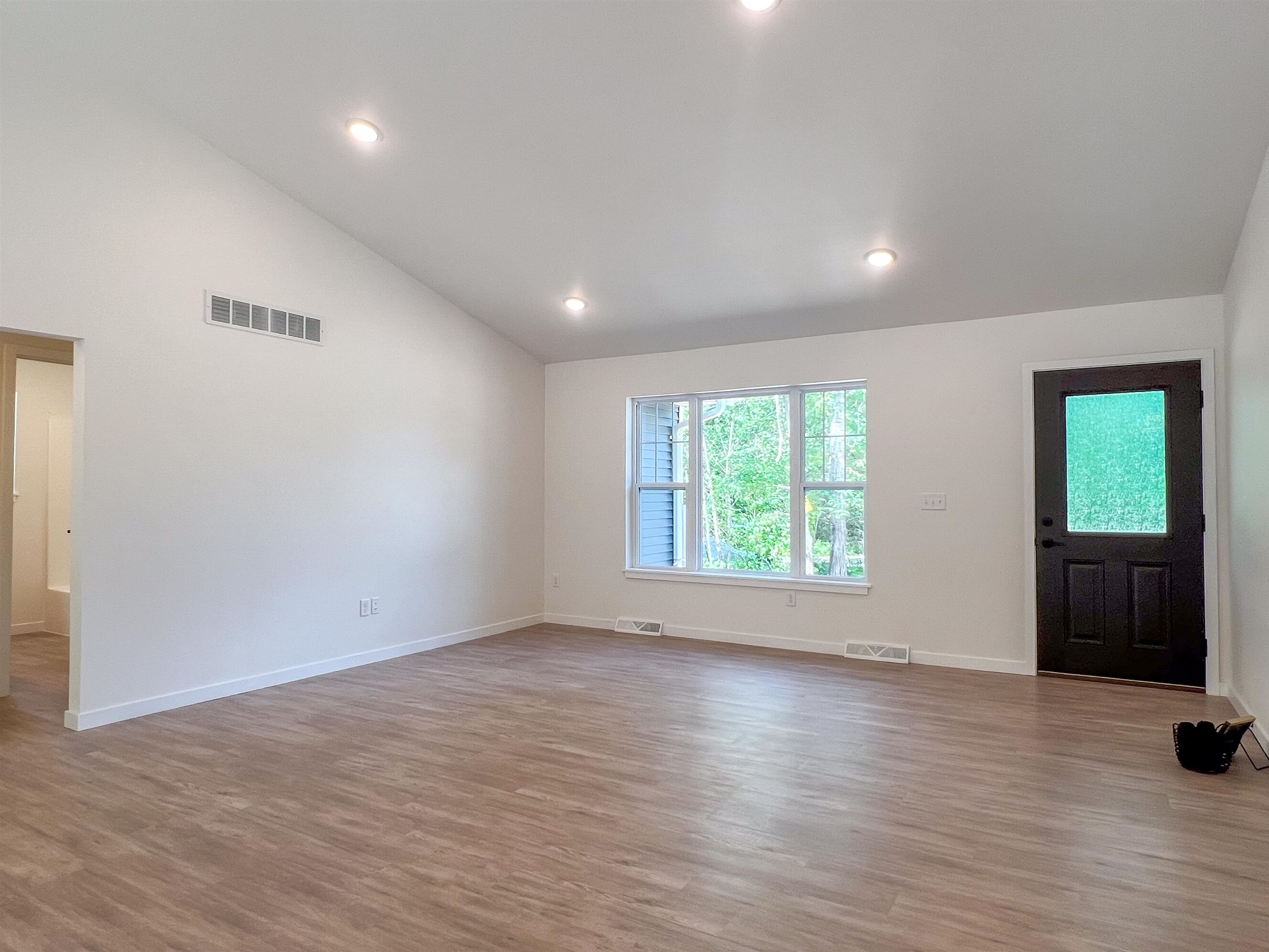 1130 BONETTE LANE, CHILTON, Wisconsin 53014, 3 Bedrooms Bedrooms, ,2 BathroomsBathrooms,Residential,For Sale,1130 BONETTE LANE,22400882