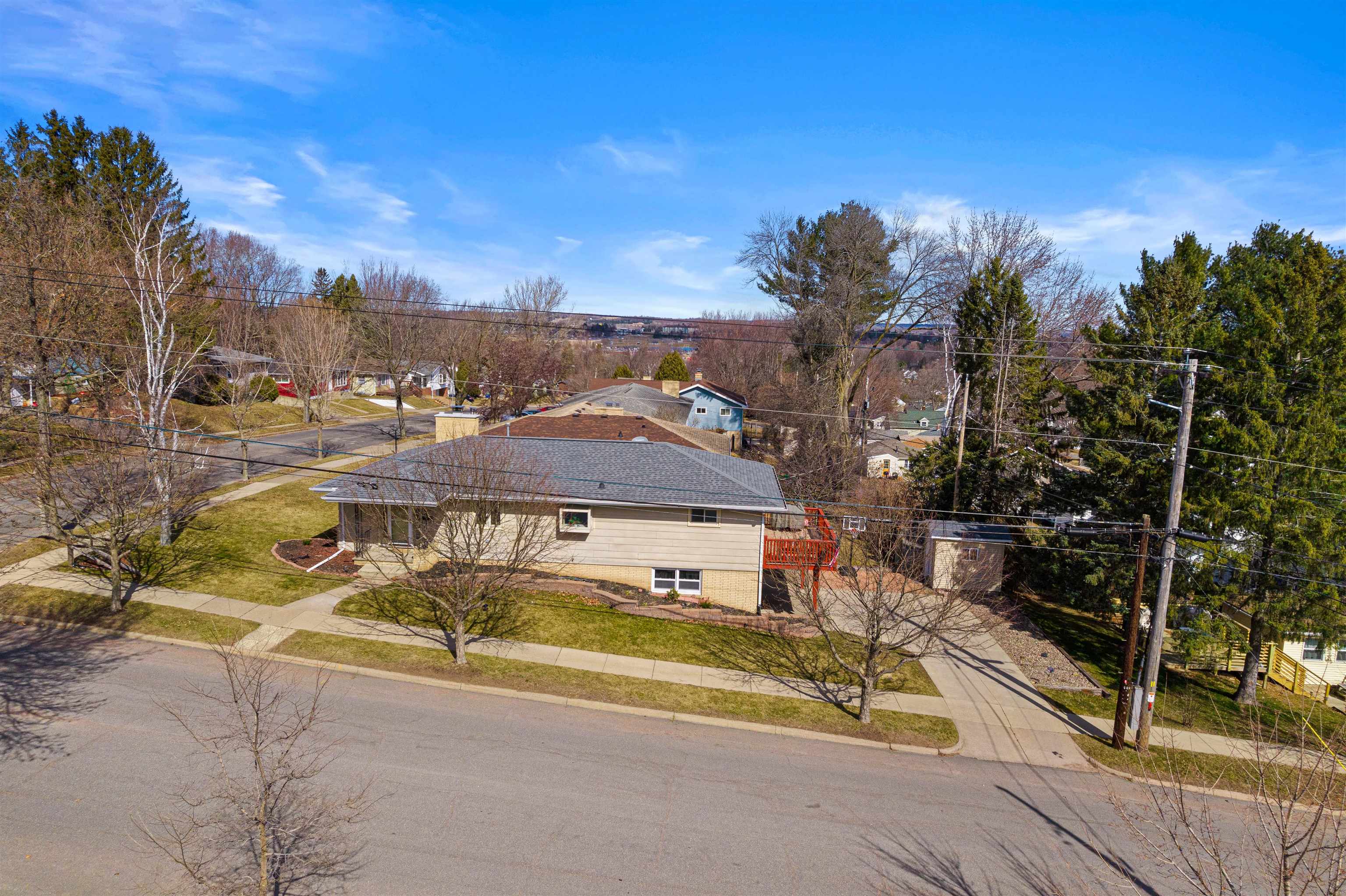 1010 MAPLE STREET