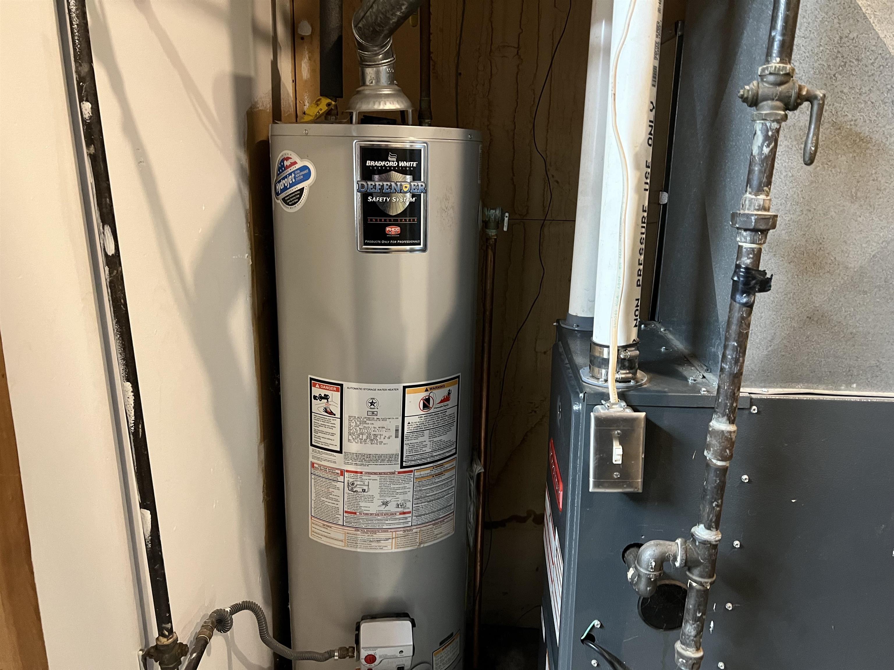 137-147 MAIN STREET NORTH, Amherst, Wisconsin 54406, ,Commercial/industrial,For Sale,137-147 MAIN STREET NORTH,22400955