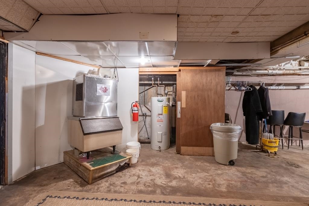 320 WASHINGTON STREET, Wausau, Wisconsin 54403, ,Commercial/industrial,For Sale,320 WASHINGTON STREET,22401104