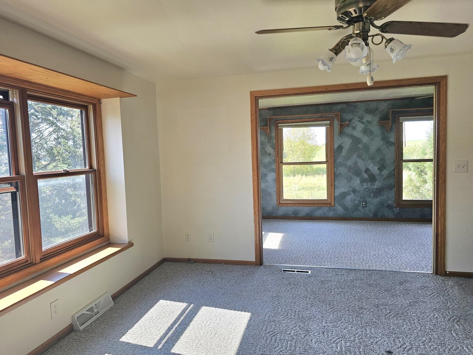 10112 COUNTY ROAD BB, Marshfield, Wisconsin 54449, 2 Bedrooms Bedrooms, ,2 BathroomsBathrooms,Residential,For Sale,10112 COUNTY ROAD BB,22401580