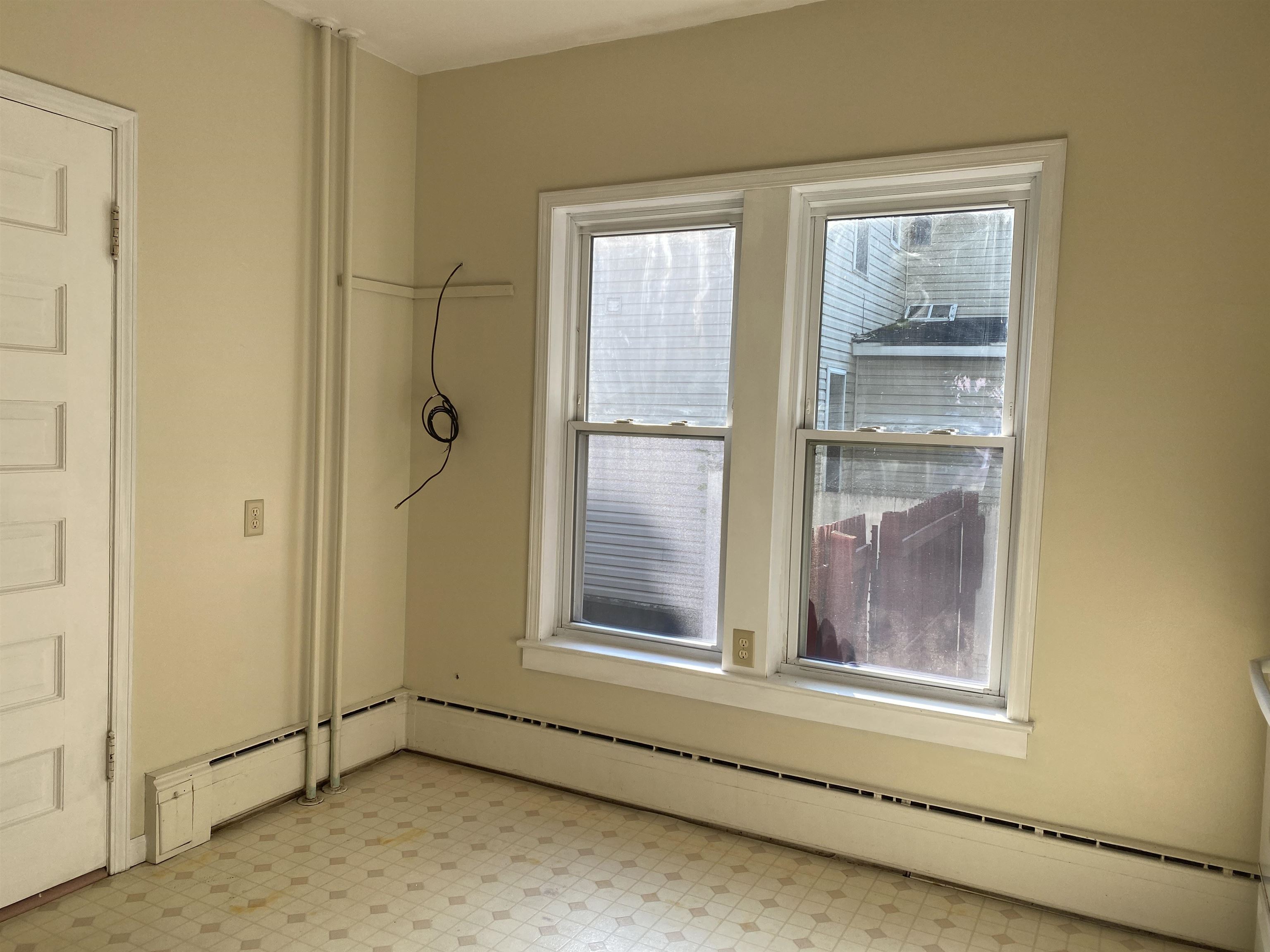 410 FULTON STREET, Wausau, Wisconsin 54403, 1 Bedroom Bedrooms, ,1 BathroomBathrooms,Multi-family,For Sale,410 FULTON STREET,22401666