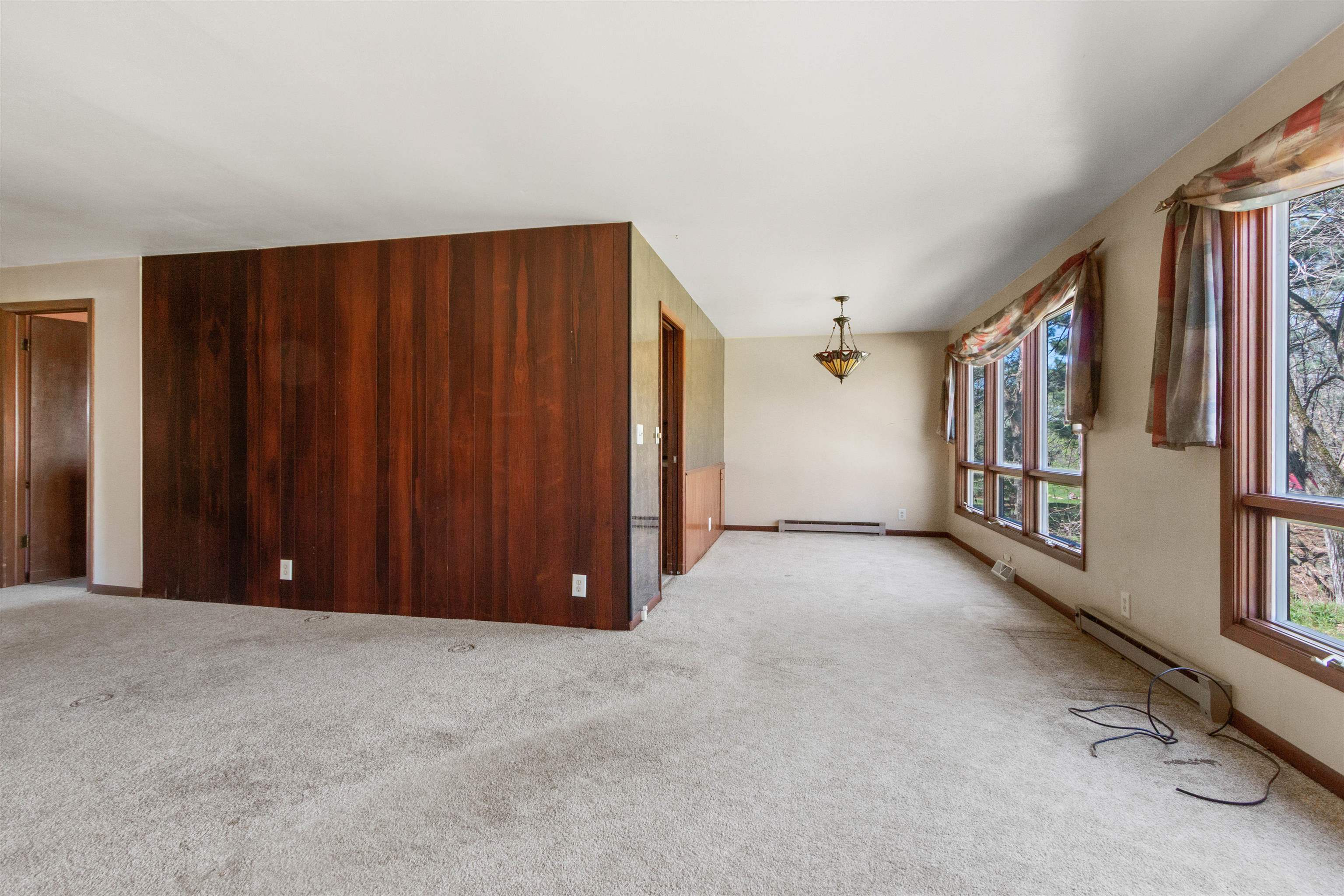 178 RIVER HEIGHTS DRIVE