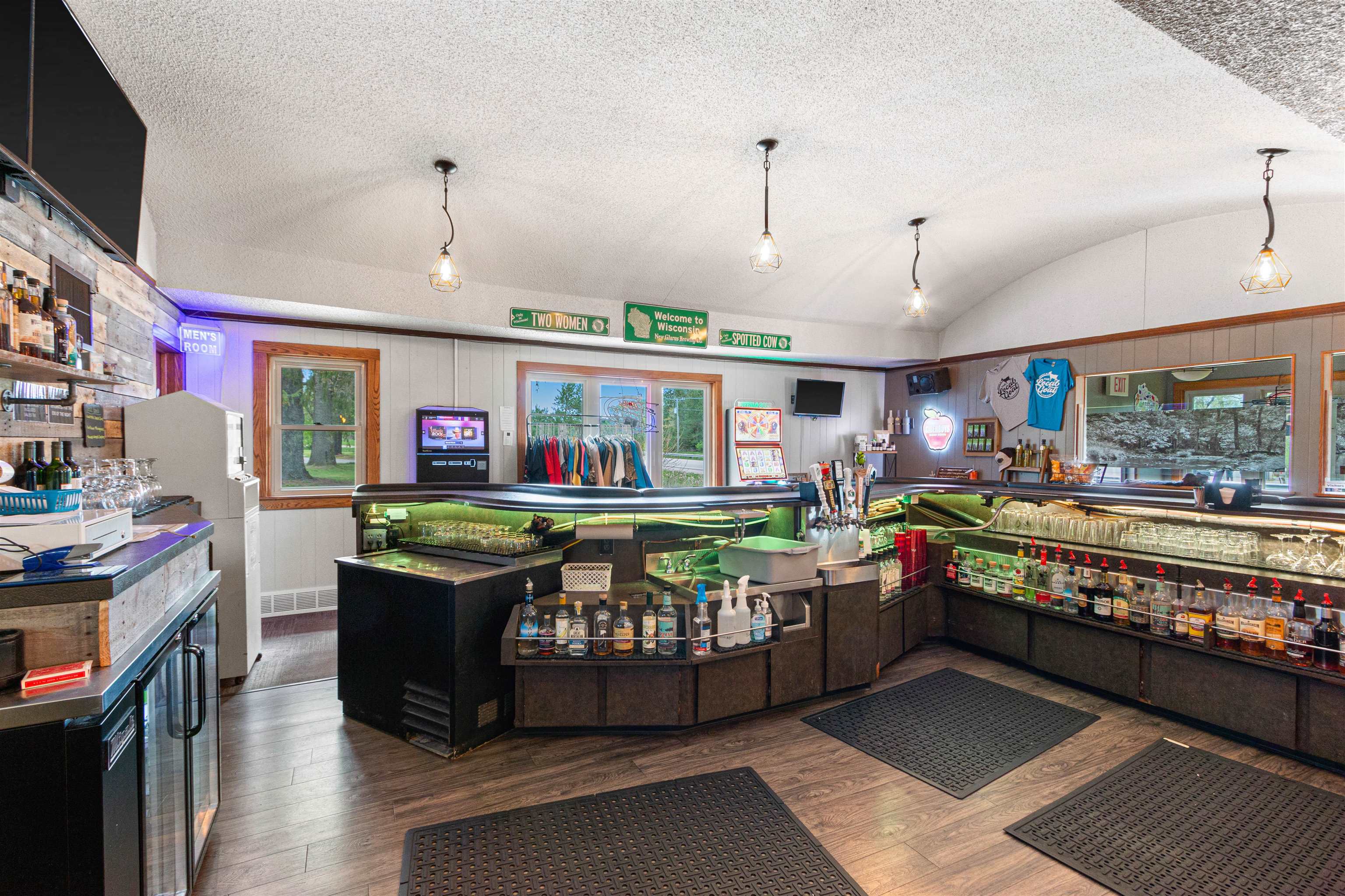 141 COUNTY ROAD KK, Amherst, Wisconsin 54406, ,Commercial/industrial,For Sale,141 COUNTY ROAD KK,22401878