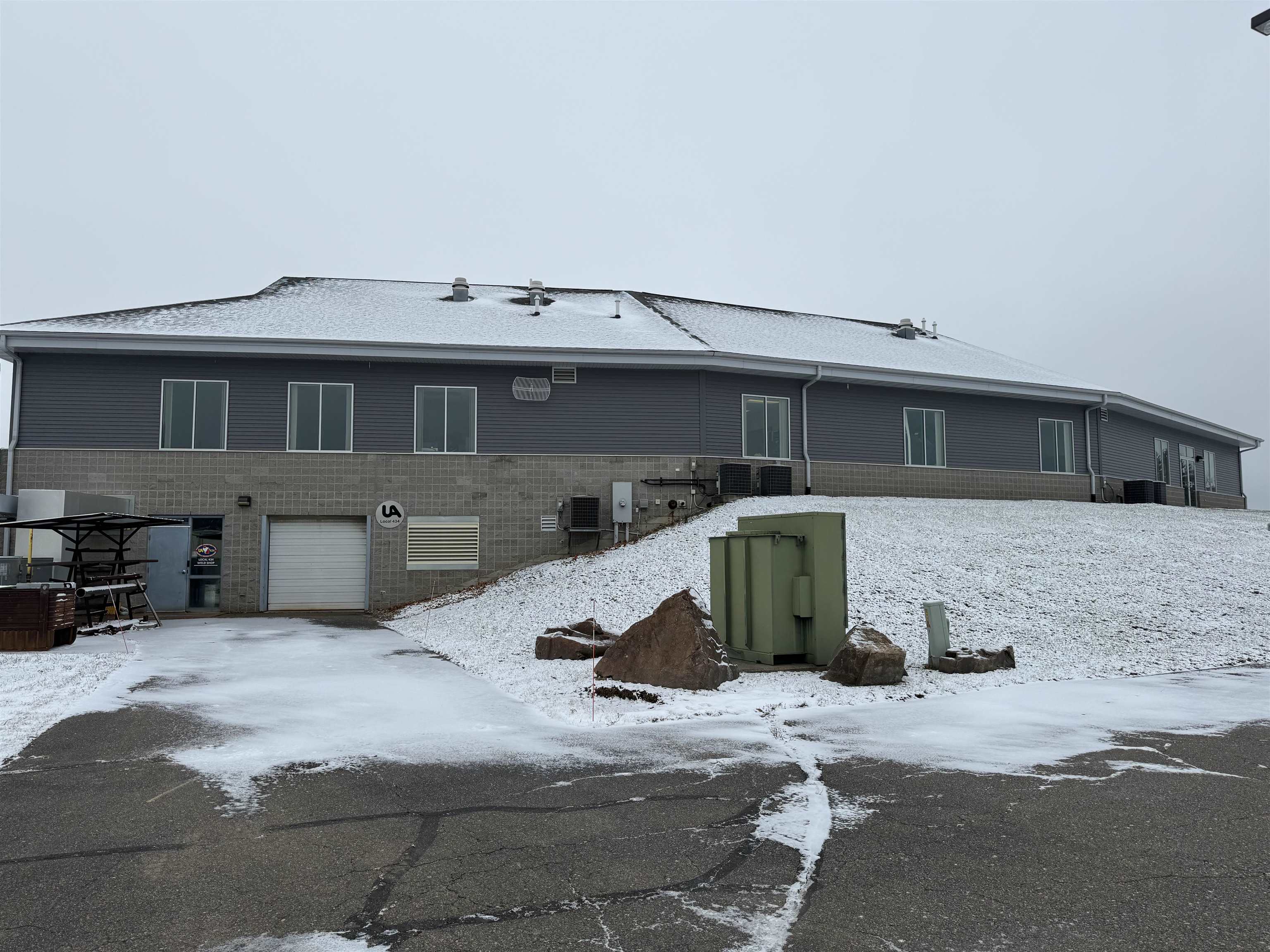 912 N VIEW DRIVE, Mosinee, Wisconsin 54455, ,Commercial/industrial,For Sale,912 N VIEW DRIVE,22402091