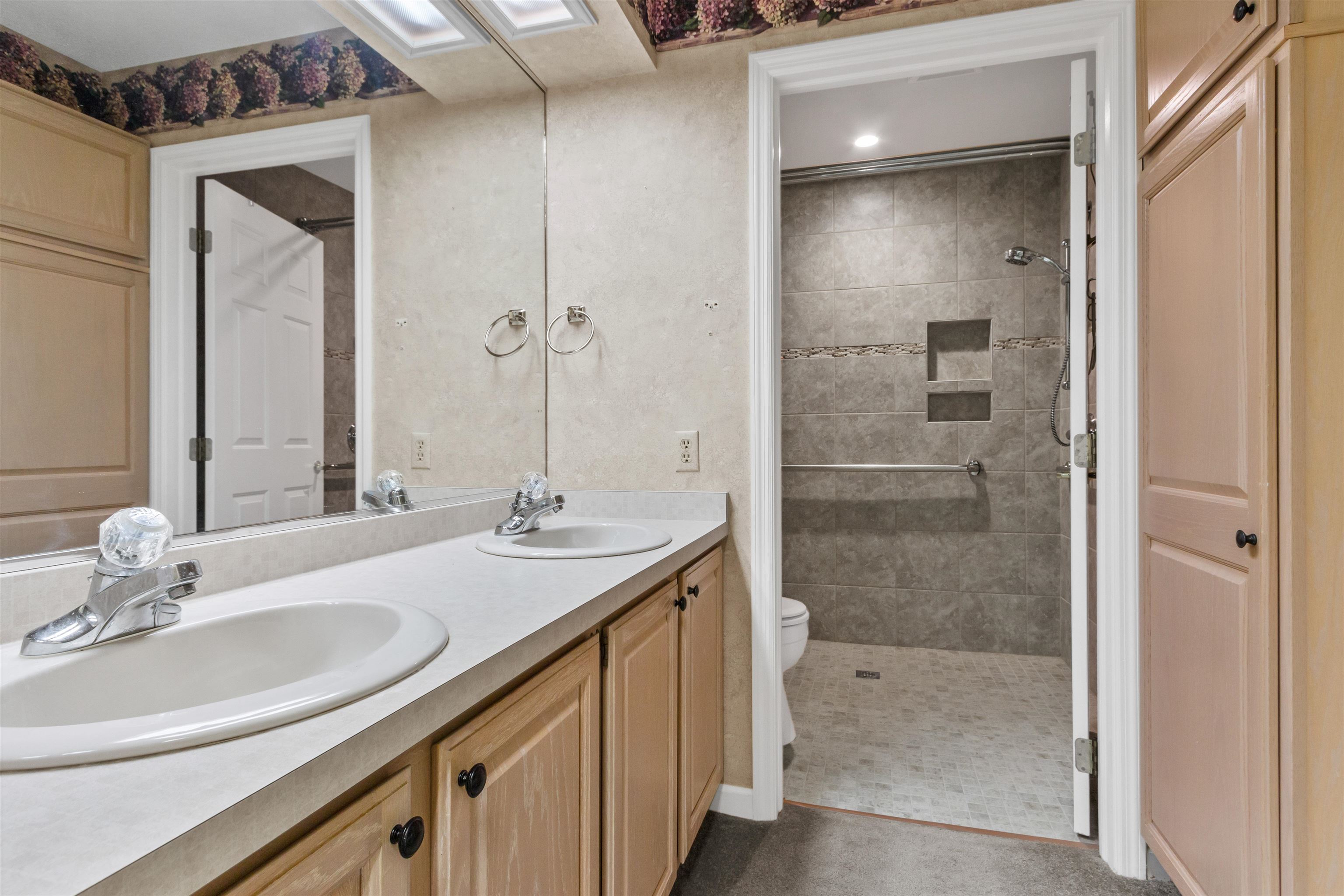 2911 RAINBOW DRIVE