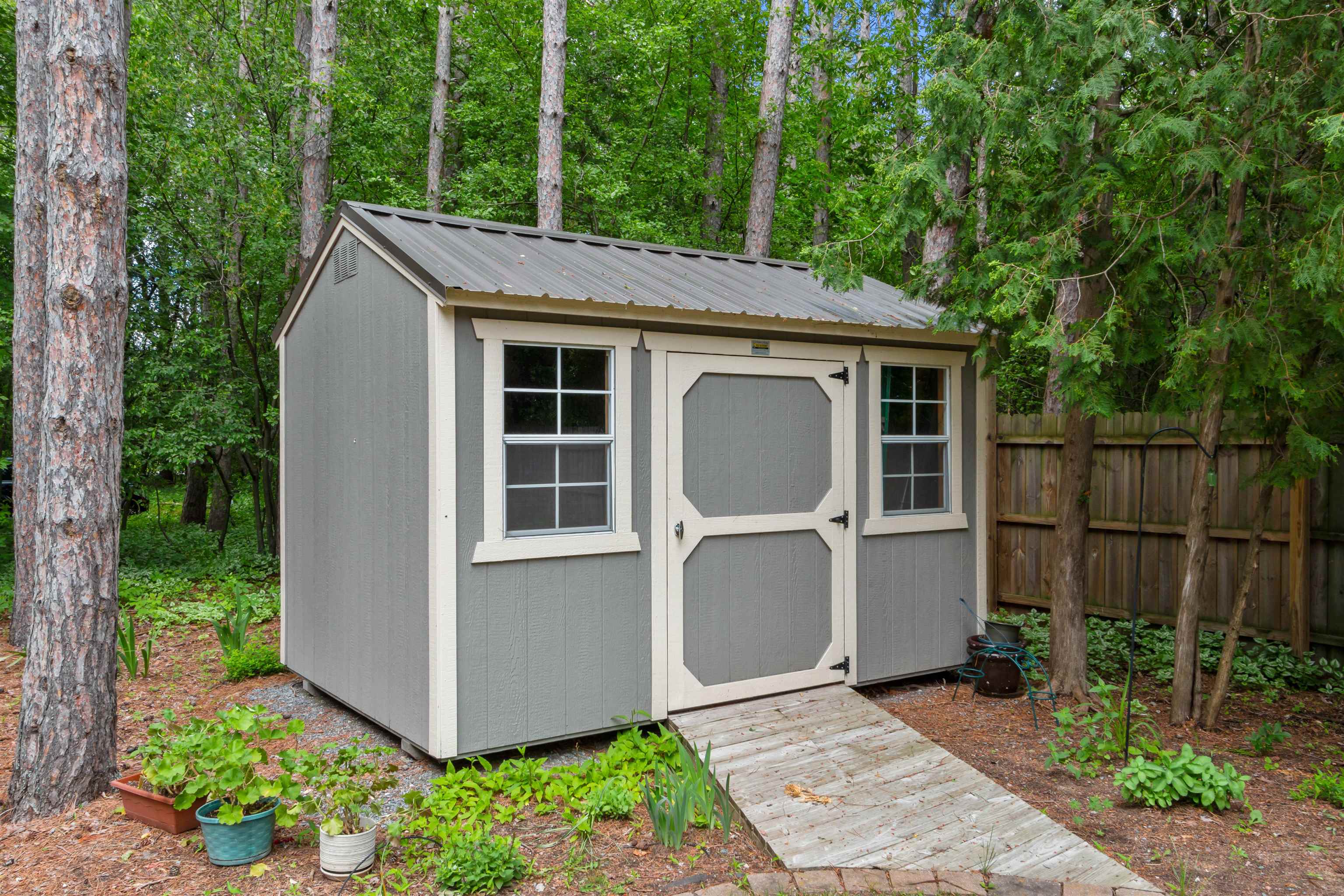 2911 RAINBOW DRIVE