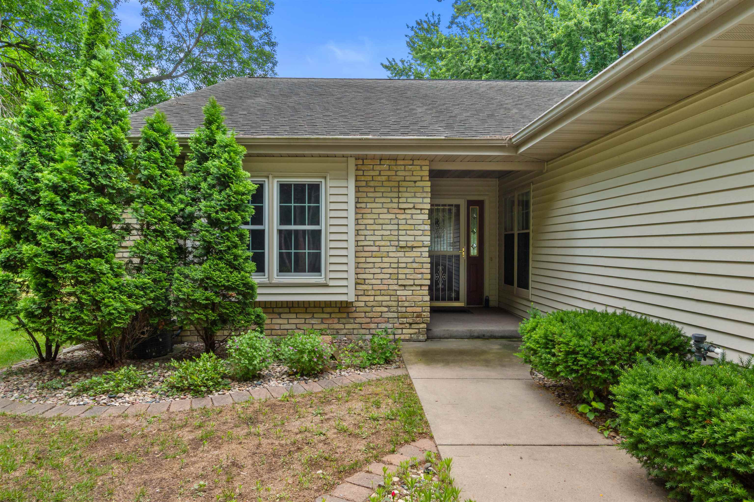 2911 RAINBOW DRIVE