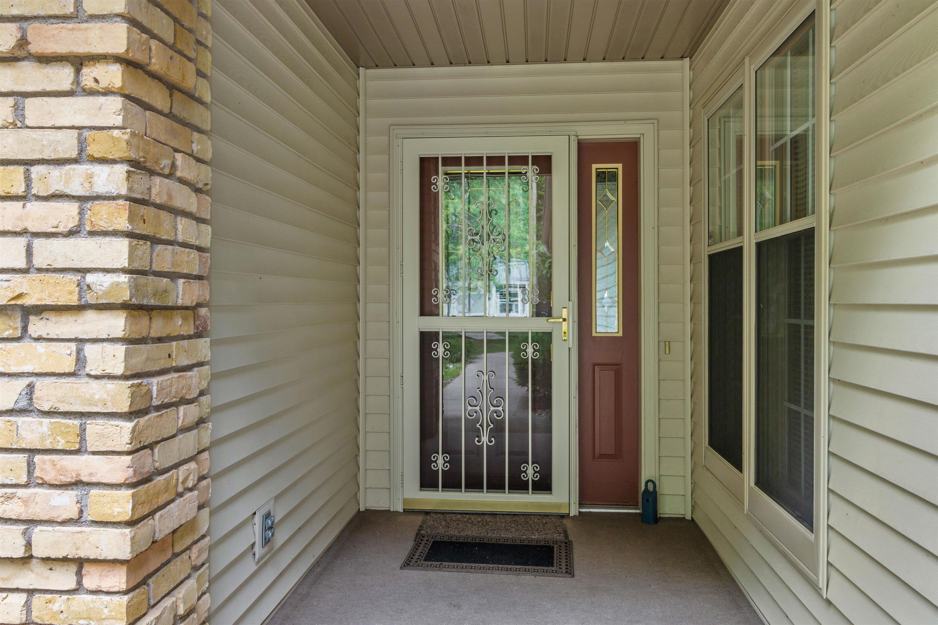 2911 RAINBOW DRIVE