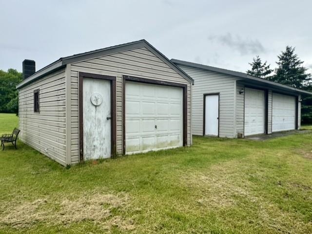 1612 W VETERANS PARKWAY, Marshfield, Wisconsin 54449, 2 Bedrooms Bedrooms, ,1 BathroomBathrooms,Residential,For Sale,1612 W VETERANS PARKWAY,22402563