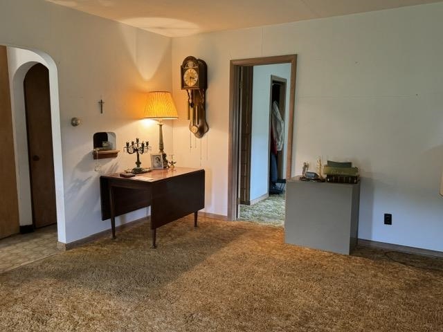 1612 W VETERANS PARKWAY, Marshfield, Wisconsin 54449, 2 Bedrooms Bedrooms, ,1 BathroomBathrooms,Residential,For Sale,1612 W VETERANS PARKWAY,22402563