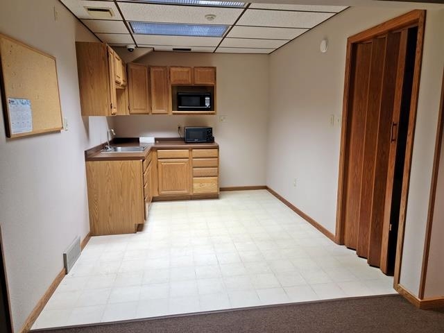 214 W 2ND STREET, Marshfield, Wisconsin 54449, ,Commercial/industrial,For Rent,214 W 2ND STREET,22402565