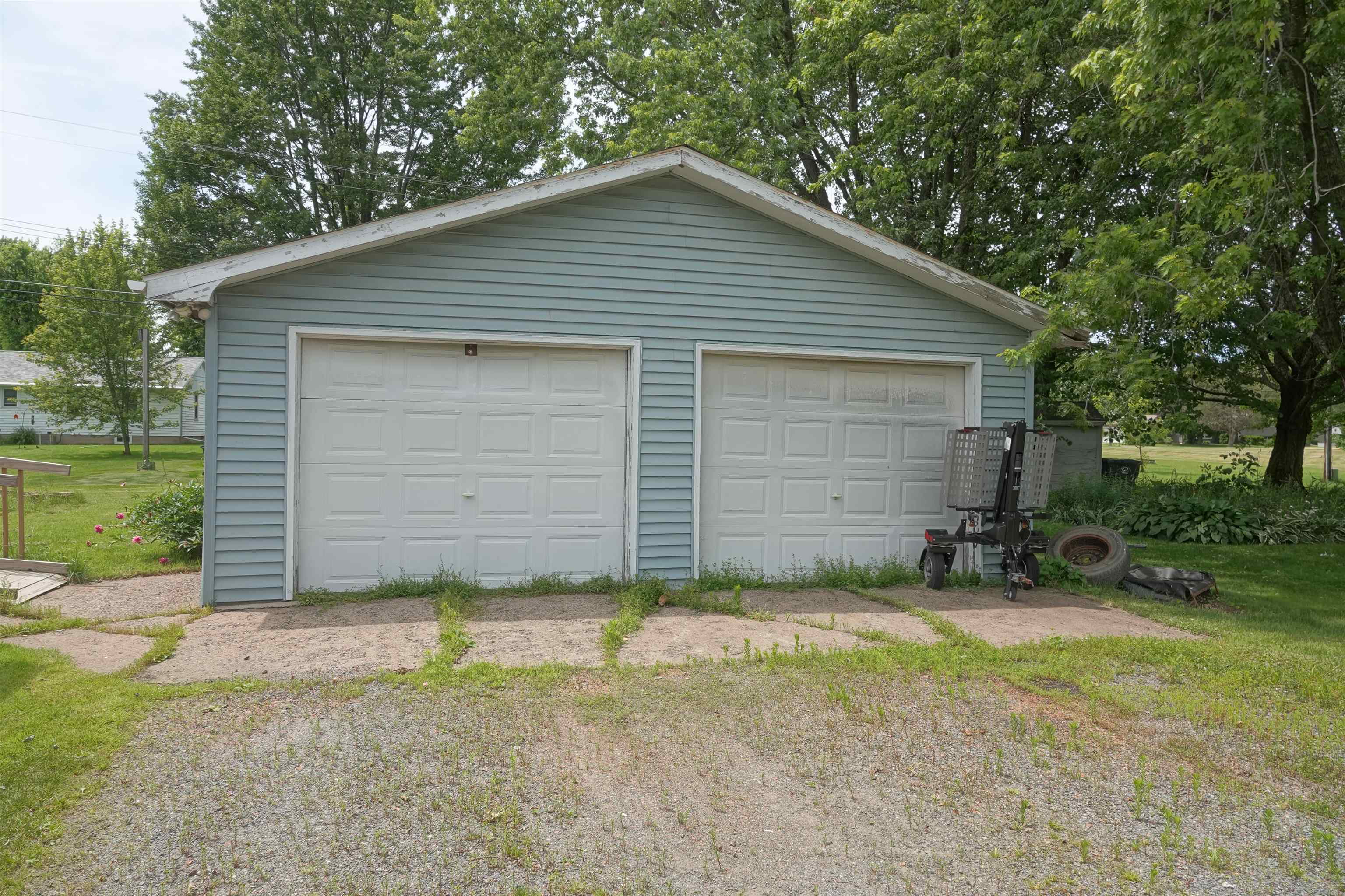 207 S 6TH STREET, Abbotsford, Wisconsin 54405, 2 Bedrooms Bedrooms, ,1 BathroomBathrooms,Residential,For Sale,207 S 6TH STREET,22402872