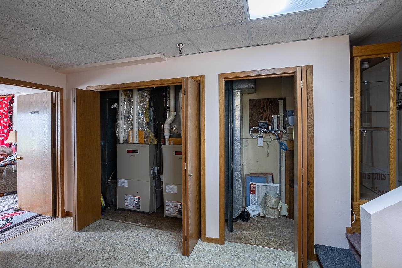 1021 & 1023 E MAIN STREET, Merrill, Wisconsin 54452, ,Commercial/industrial,For Sale,1021 & 1023 E MAIN STREET,22402890