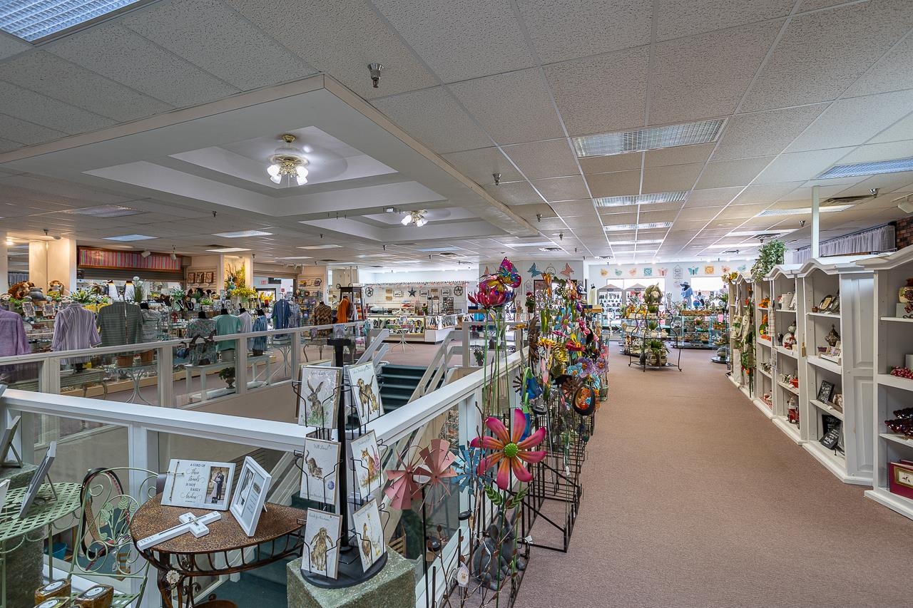 1021 & 1023 E MAIN STREET, Merrill, Wisconsin 54452, ,Commercial/industrial,For Sale,1021 & 1023 E MAIN STREET,22402890