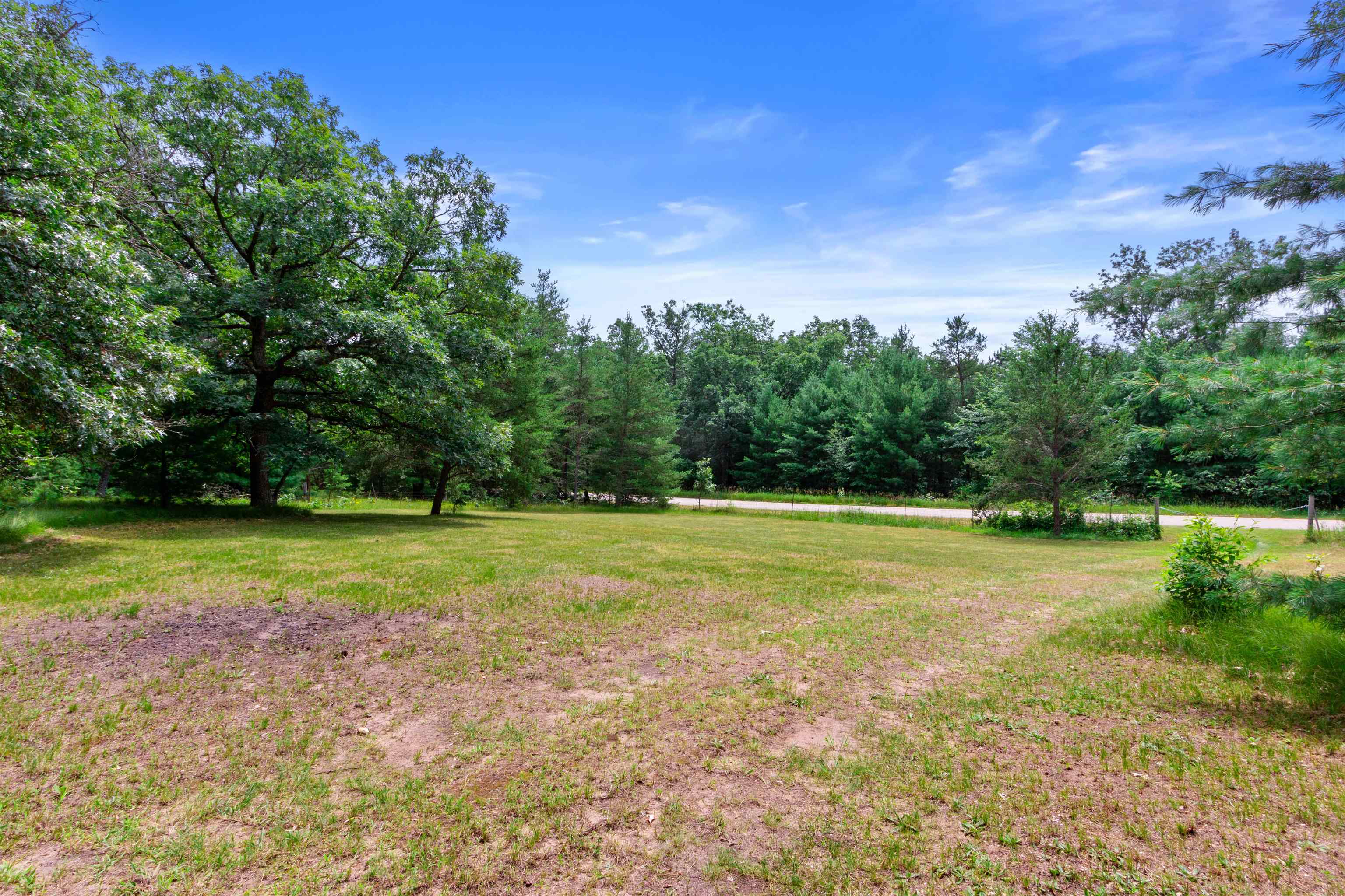 1356 DYKE DRIVE