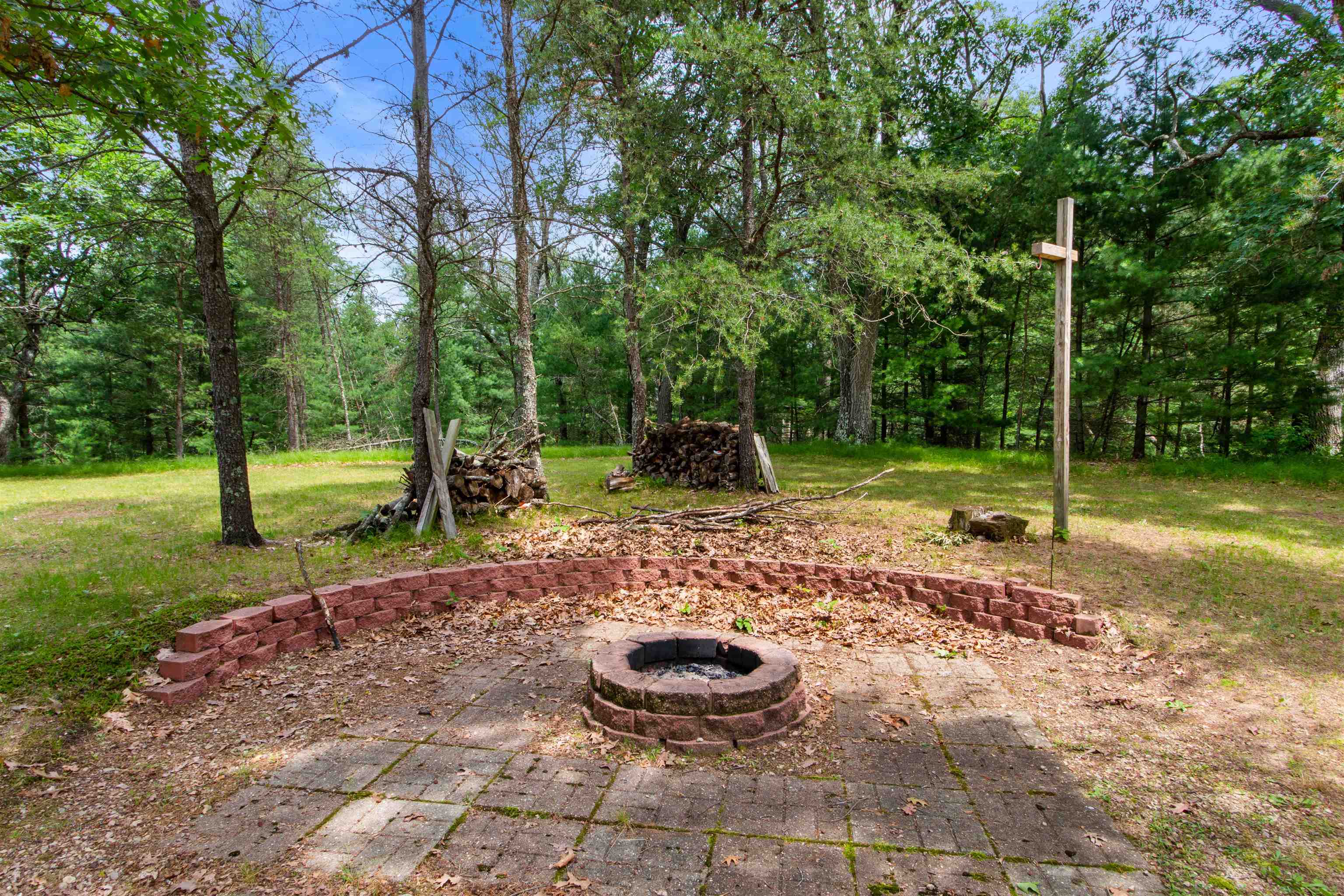 1356 DYKE DRIVE