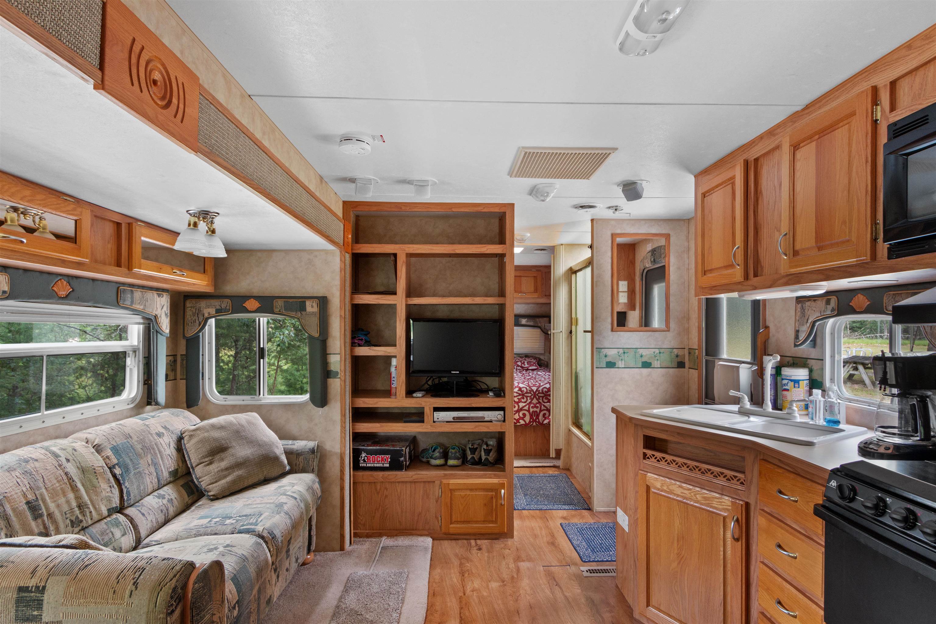 1356 DYKE DRIVE