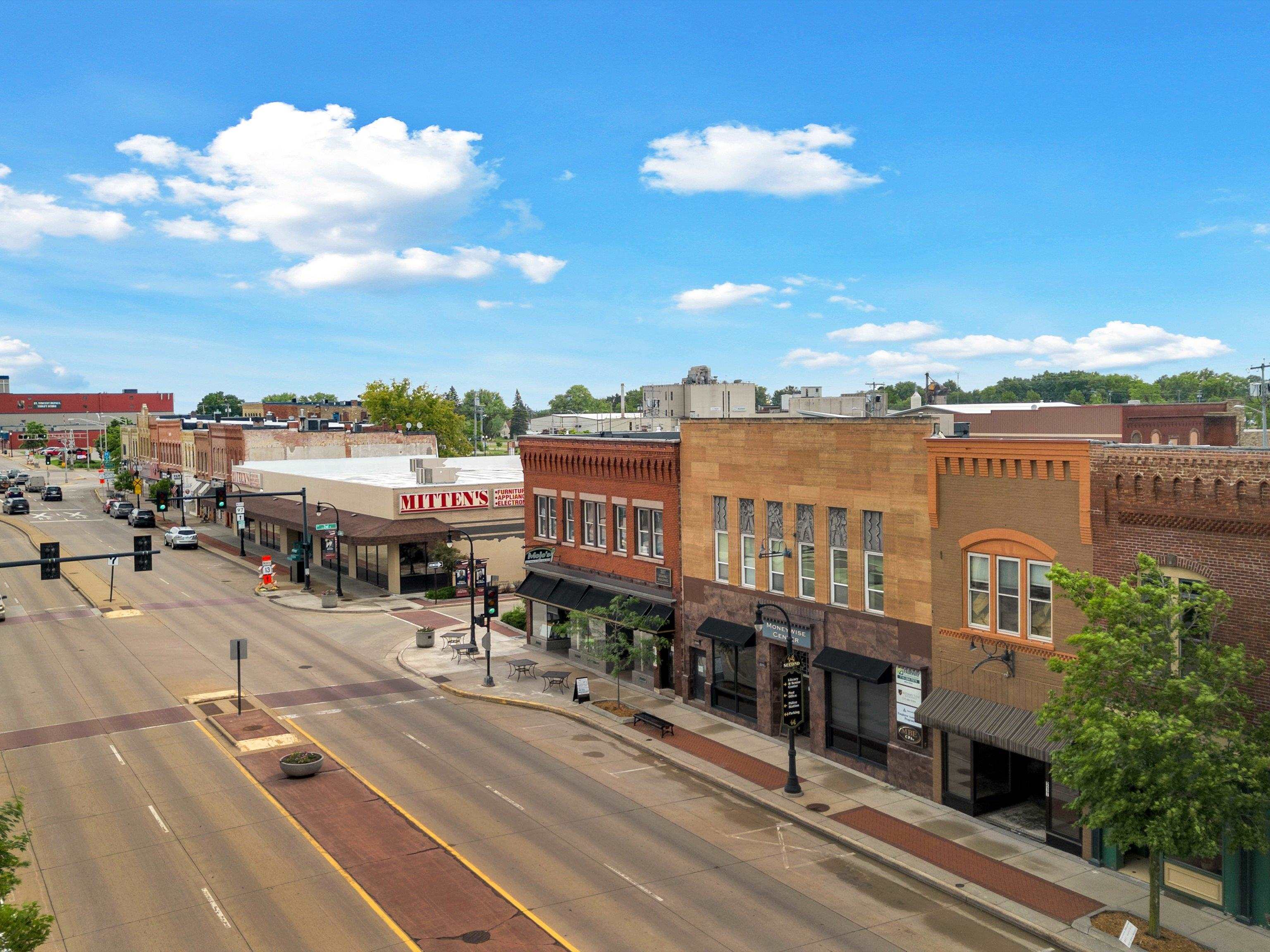 209 S CENTRAL AVENUE, Marshfield, Wisconsin 54449, ,Commercial/industrial,For Rent,209 S CENTRAL AVENUE,22403156