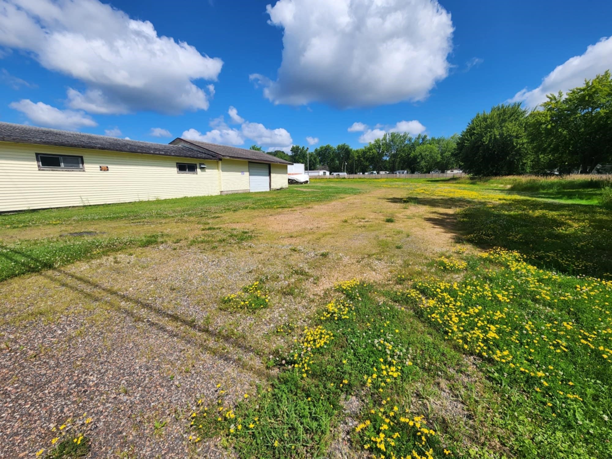 2411 S MAPLE AVENUE, Marshfield, Wisconsin 54449, ,Commercial/industrial,For Sale,2411 S MAPLE AVENUE,22403190