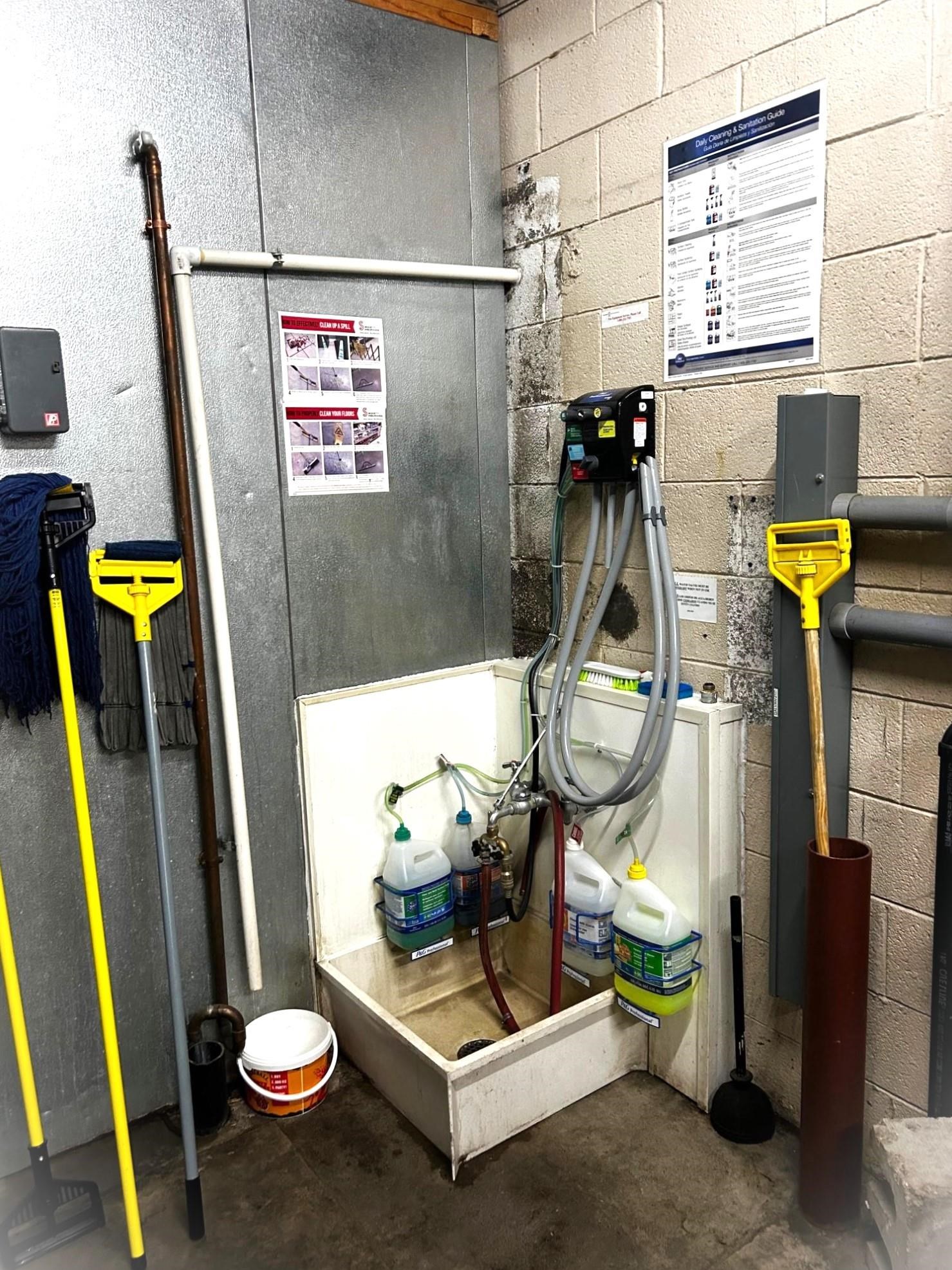 17887 STATE HIGHWAY 32, Townsend, Wisconsin 54175, ,Commercial/industrial,For Sale,17887 STATE HIGHWAY 32,22403307