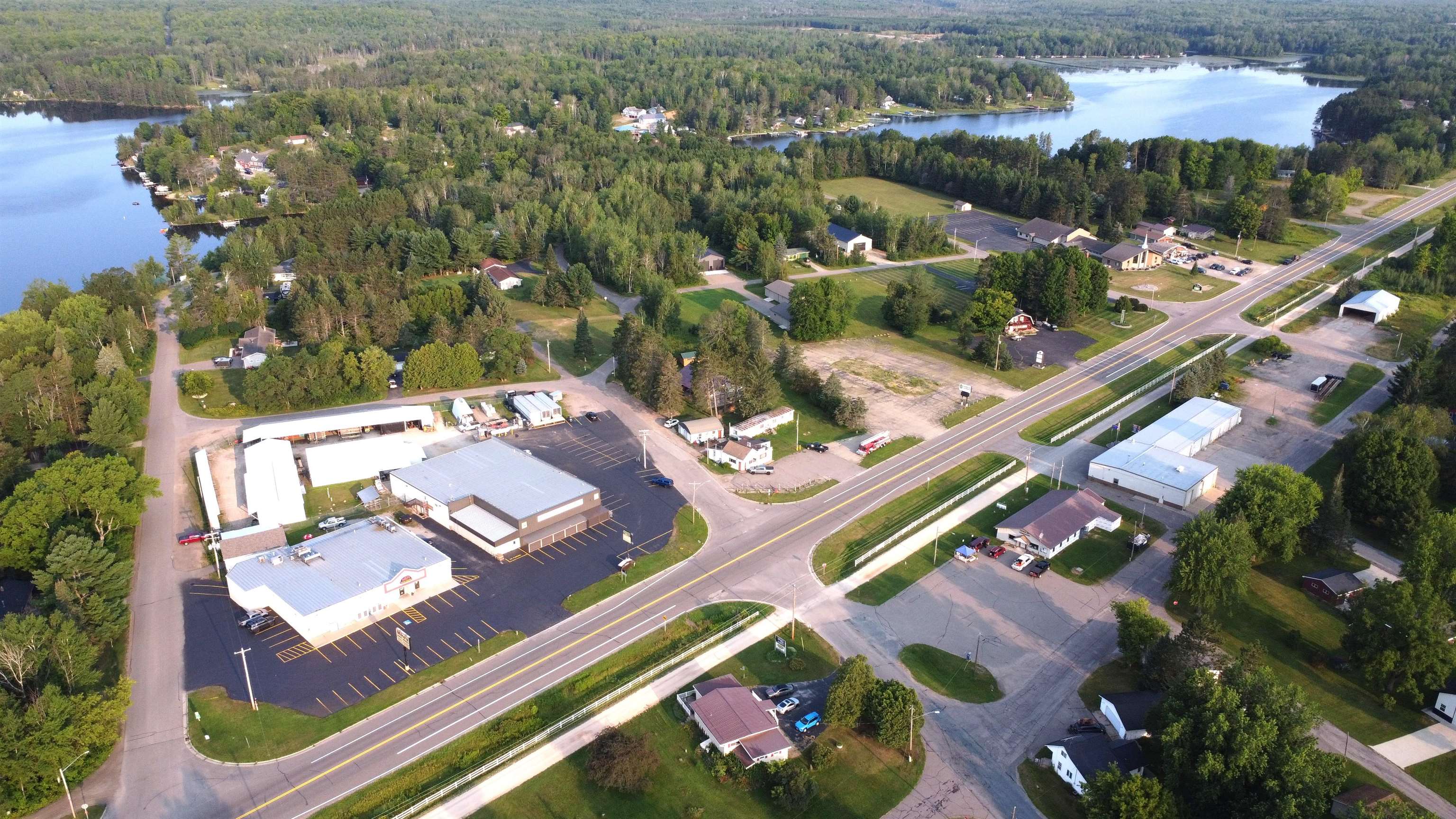 17887 STATE HIGHWAY 32, Townsend, Wisconsin 54175, ,Commercial/industrial,For Sale,17887 STATE HIGHWAY 32,22403307