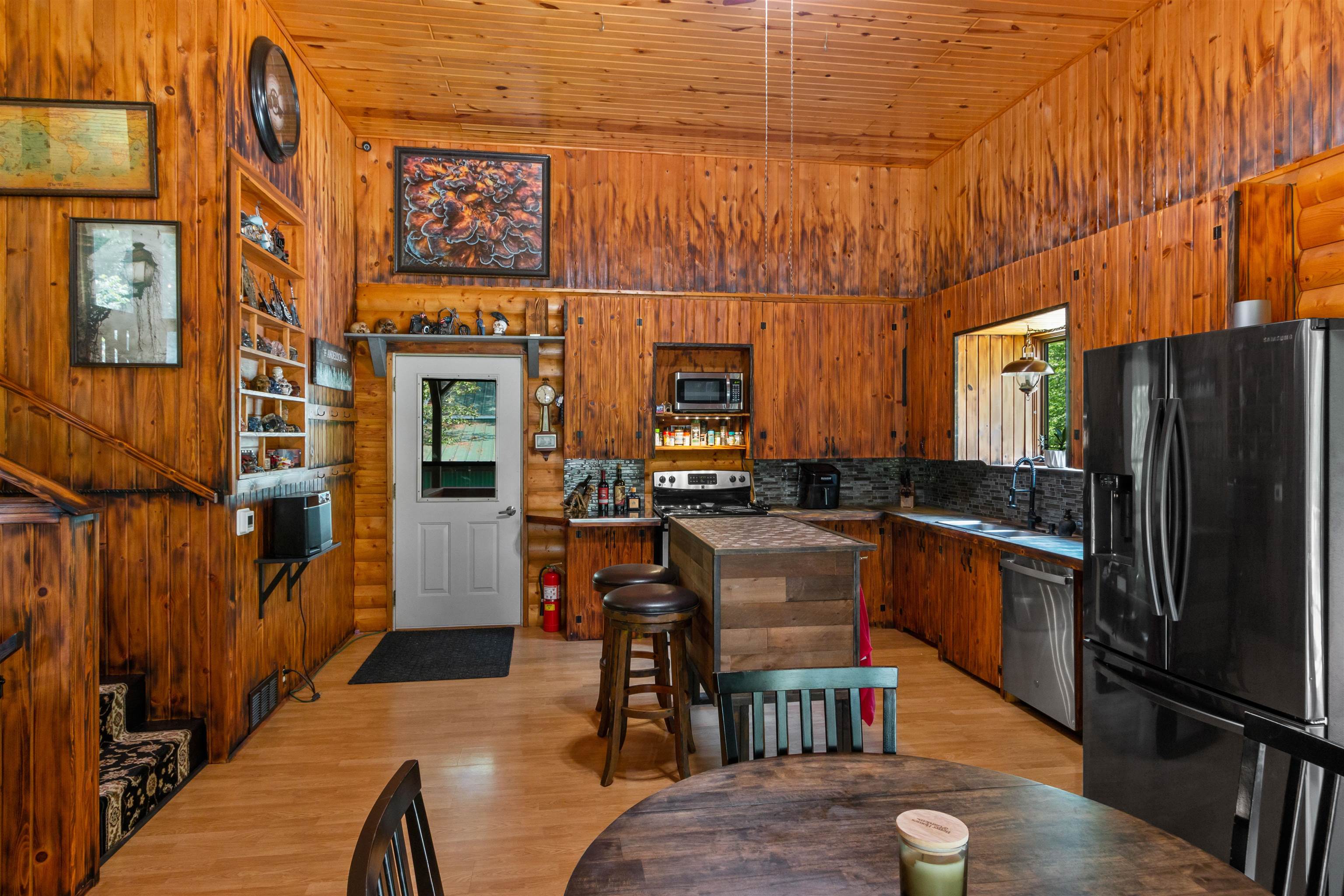 3235 MARTIN ROAD