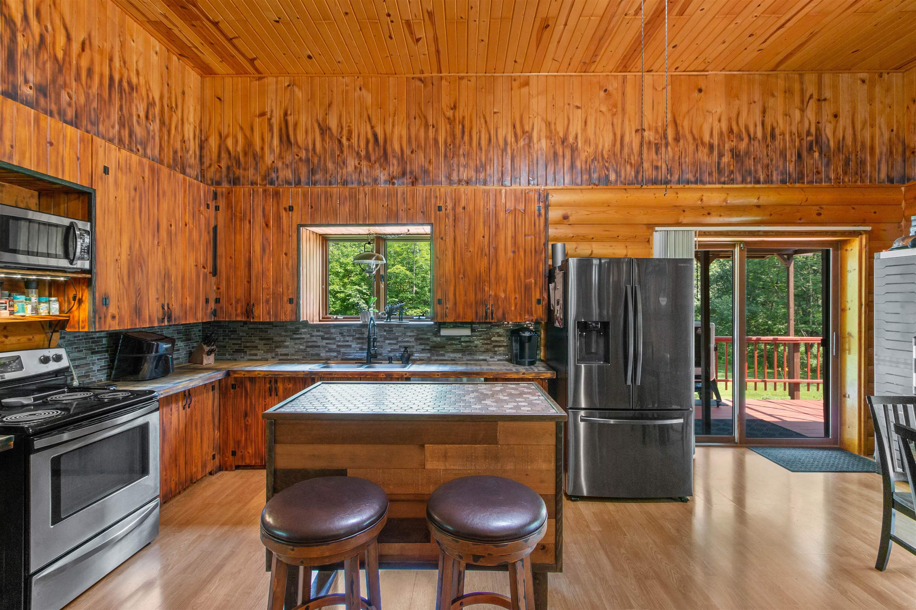3235 MARTIN ROAD