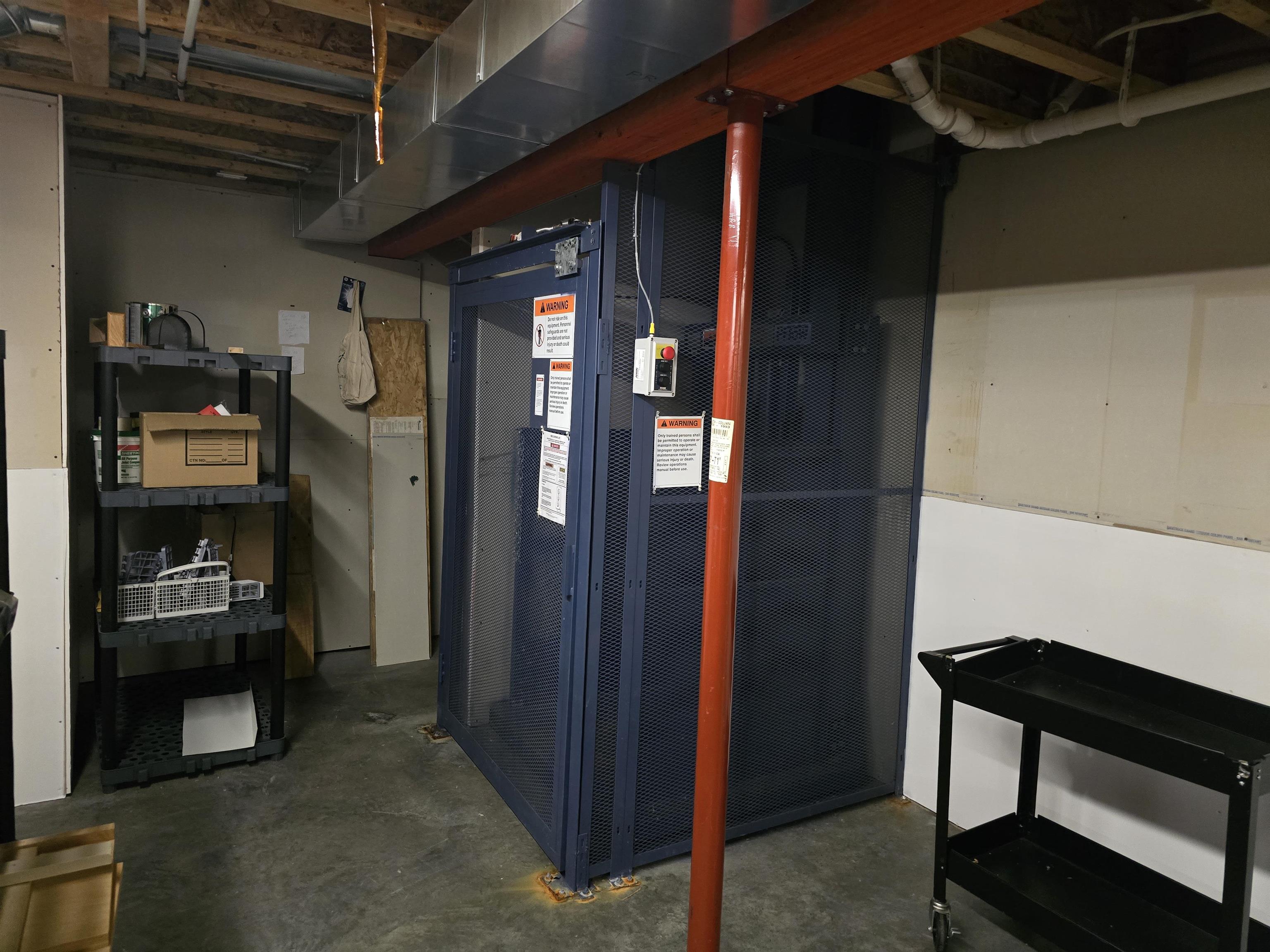 113 W 6TH STREET, Marshfield, Wisconsin 54449, ,Commercial/industrial,For Sale,113 W 6TH STREET,22403877