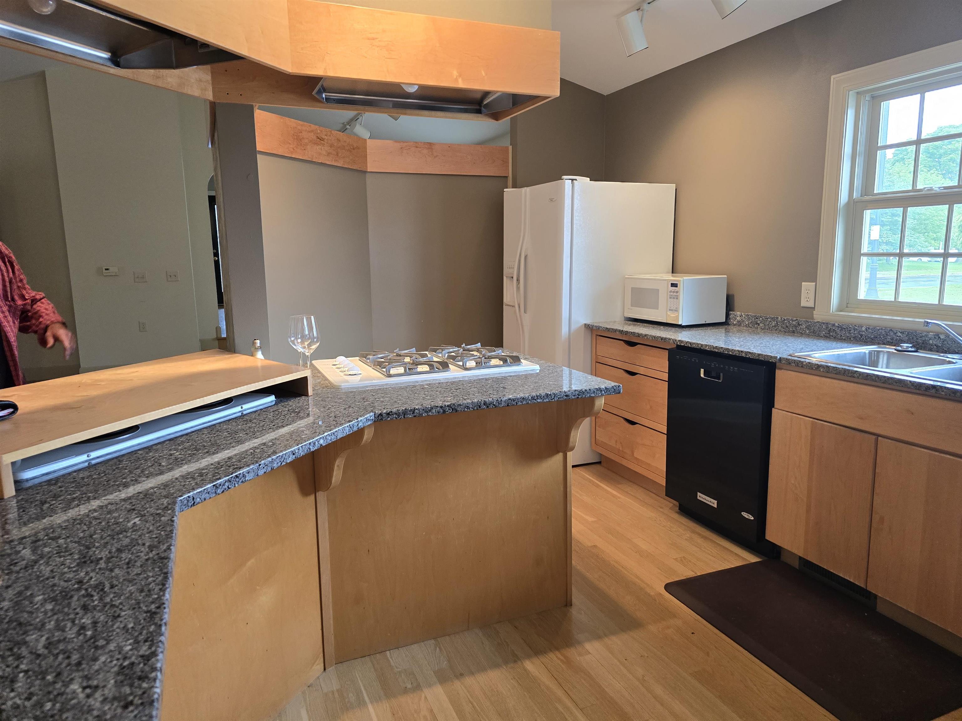 115 W 6TH STREET, Marshfield, Wisconsin 54449, ,Commercial/industrial,For Sale,115 W 6TH STREET,22403879