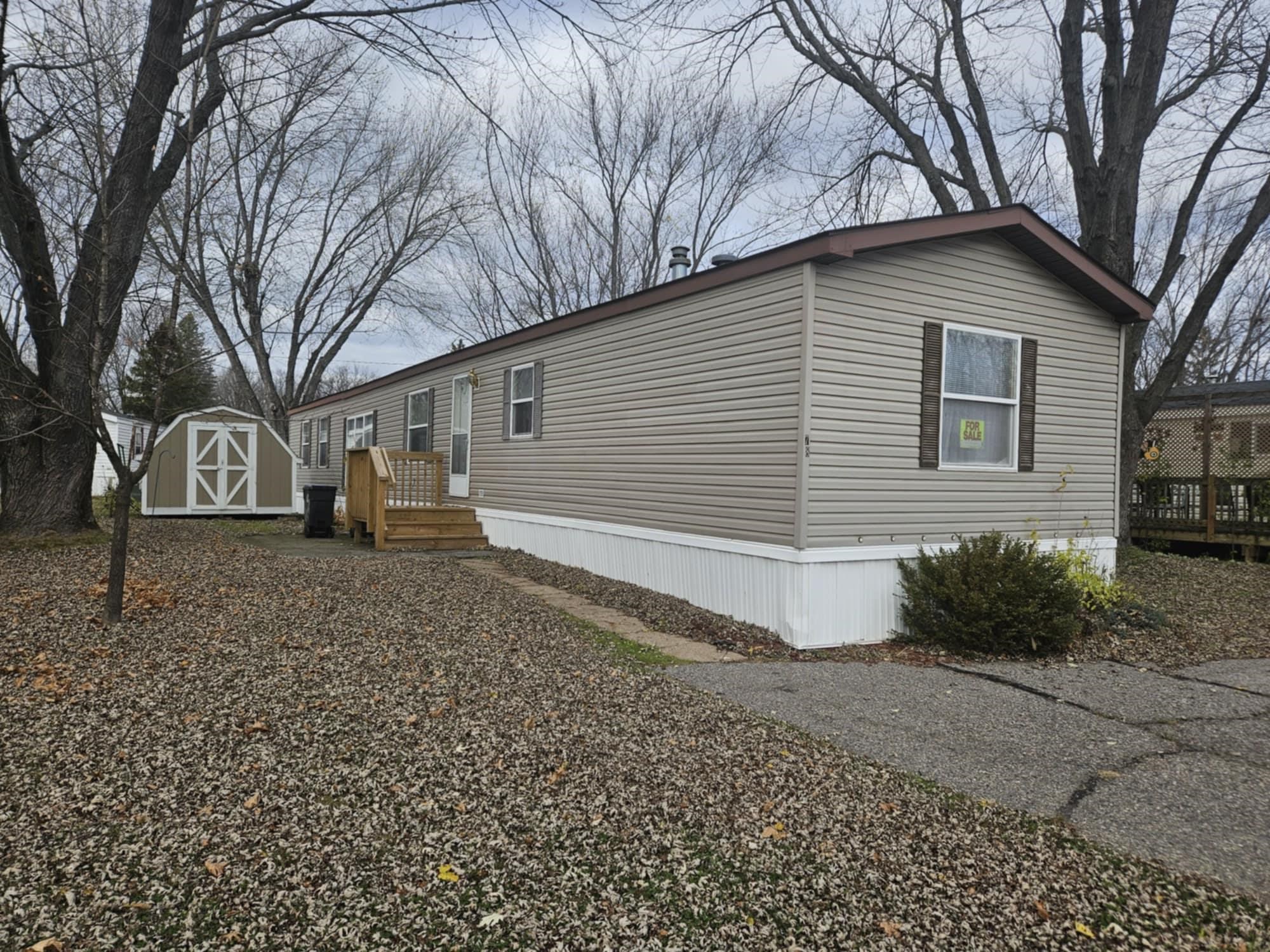 1213 N PEACH AVENUE, Marshfield, Wisconsin 54449, 3 Bedrooms Bedrooms, ,2 BathroomsBathrooms,Residential,For Sale,1213 N PEACH AVENUE,22405380