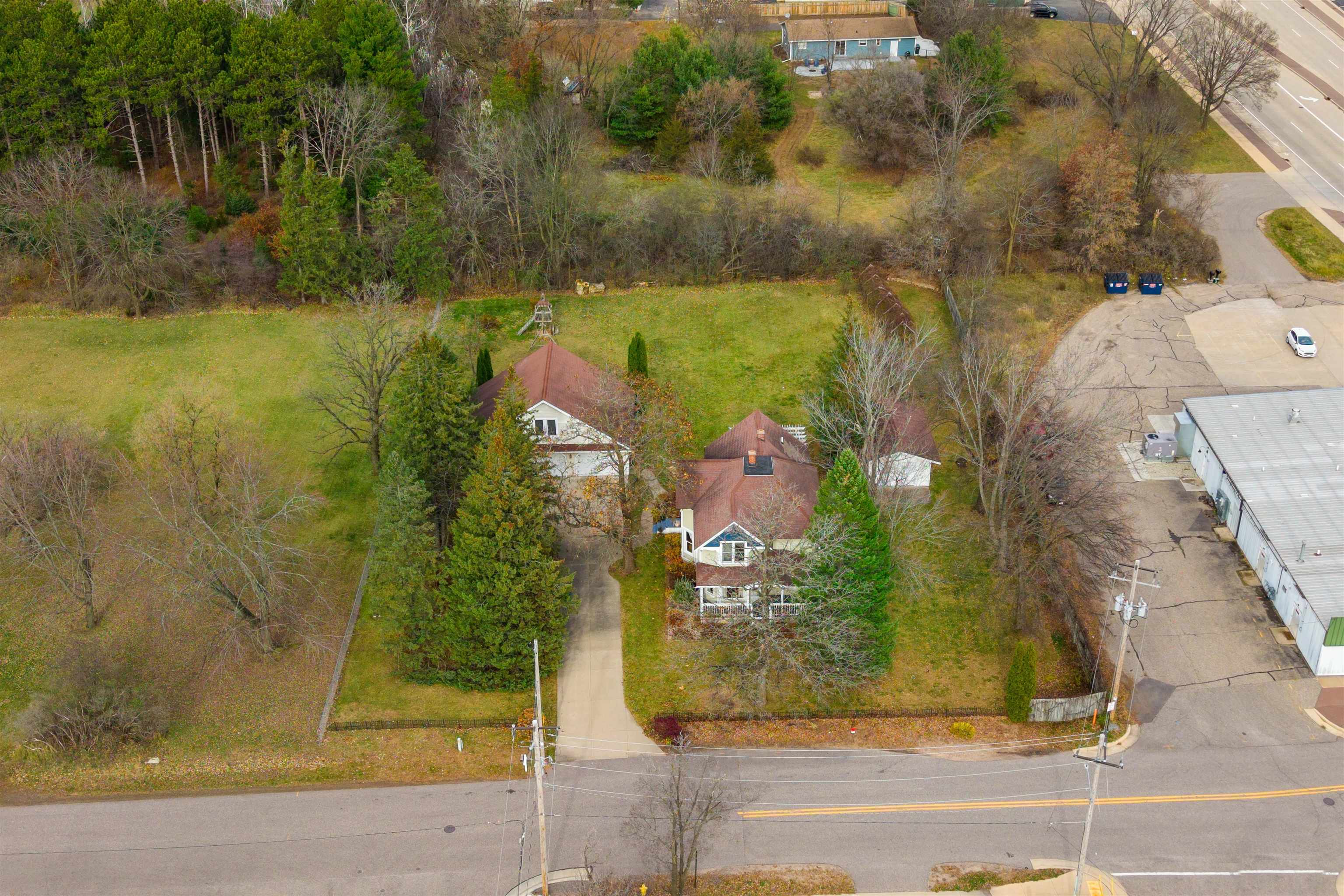 2730 Chestnut Drive