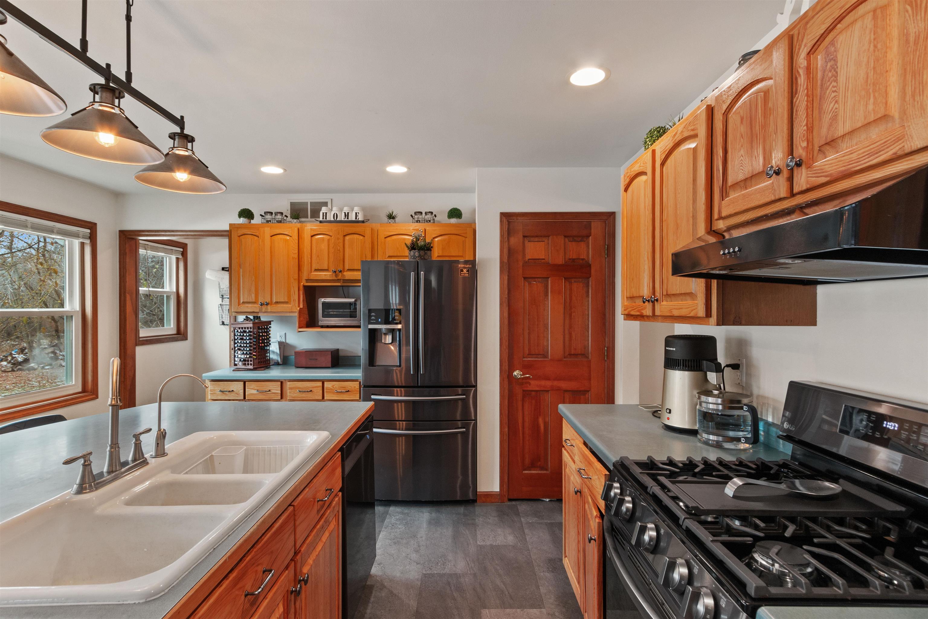 5429 Pinewood Drive