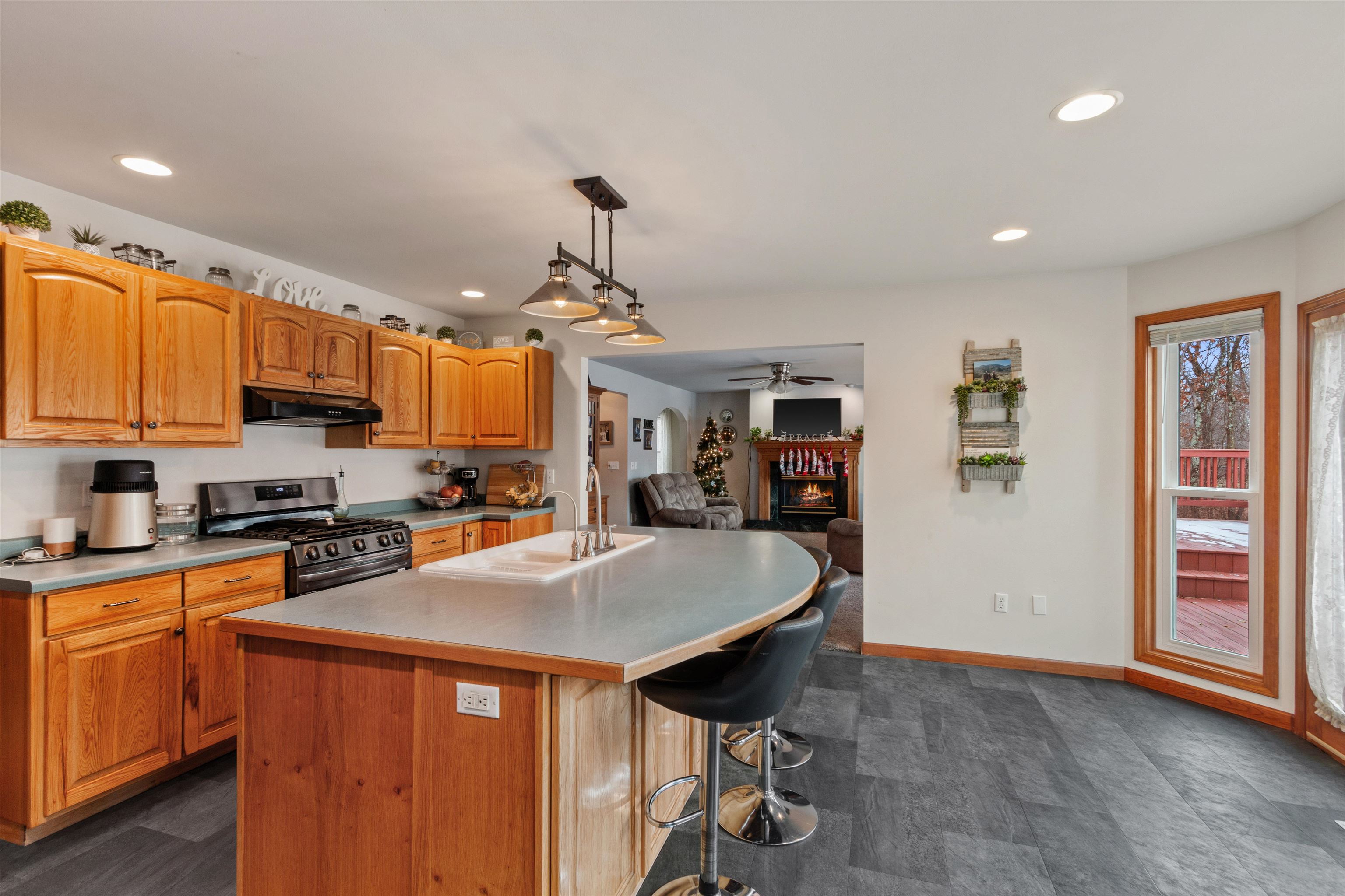 5429 Pinewood Drive