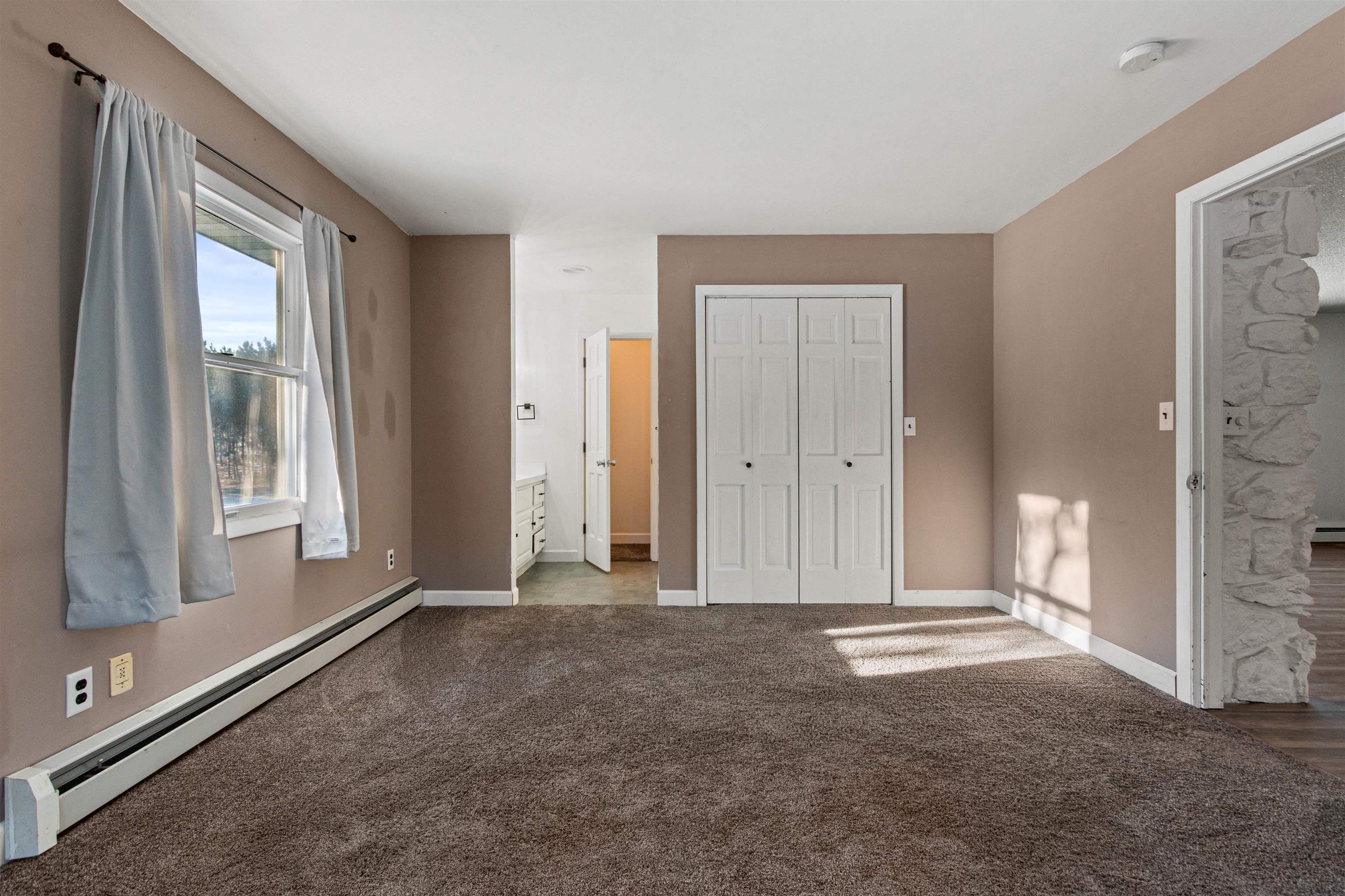 4413 MEADOW LANE