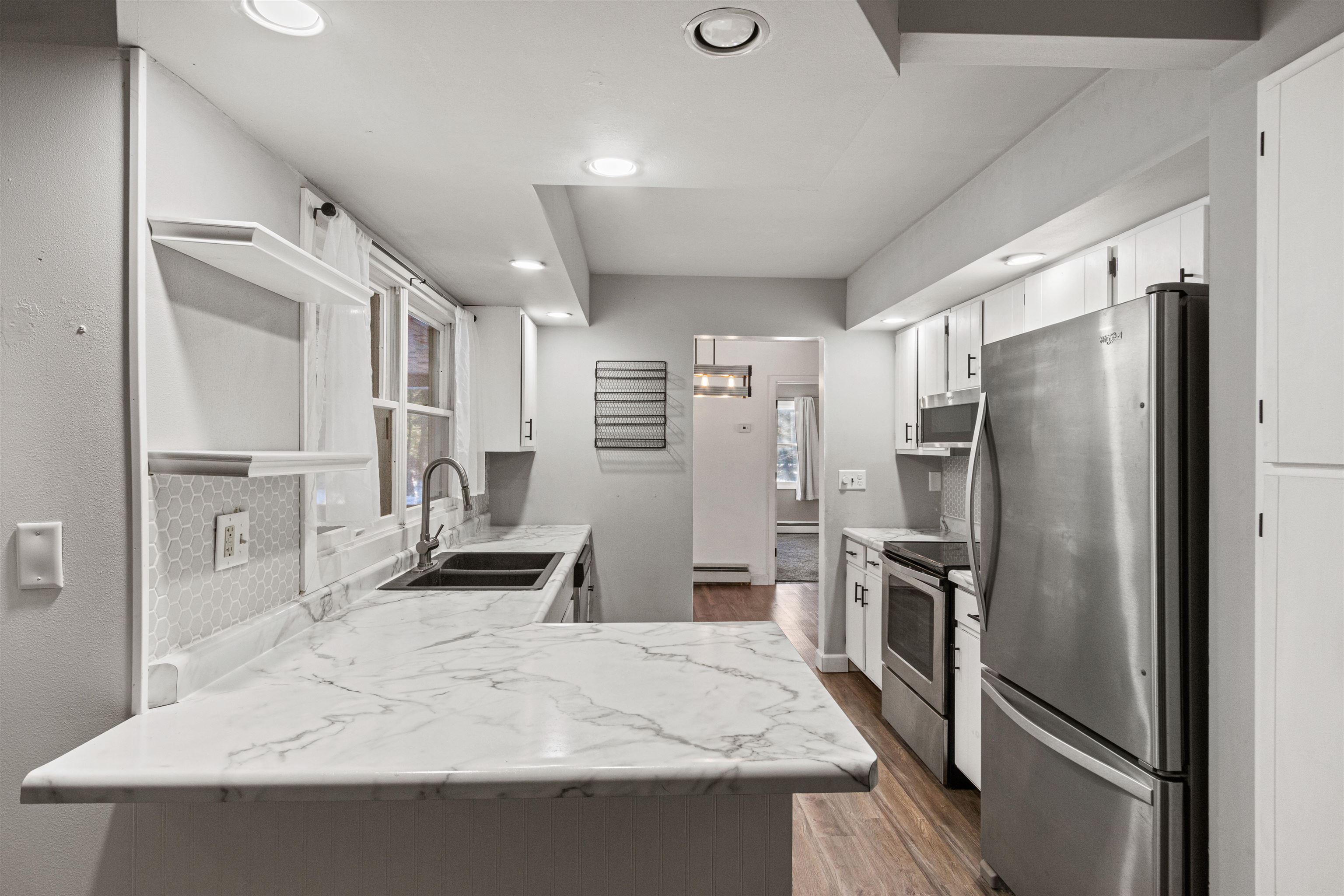 4413 MEADOW LANE