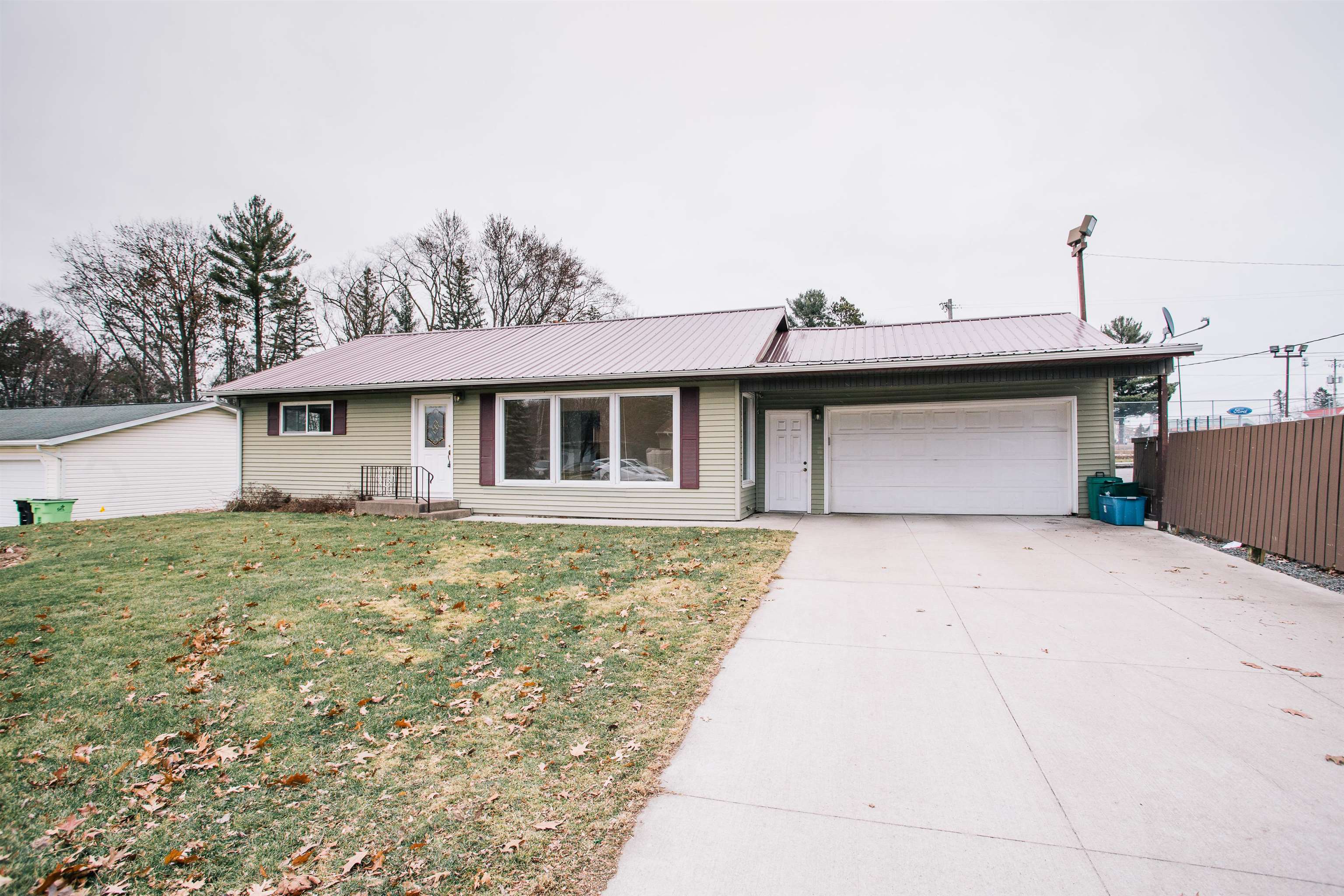 9 CENTER STREET, Neillsville, Wisconsin 54456, 3 Bedrooms Bedrooms, ,1 BathroomBathrooms,Residential,For Sale,9 CENTER STREET,22405754