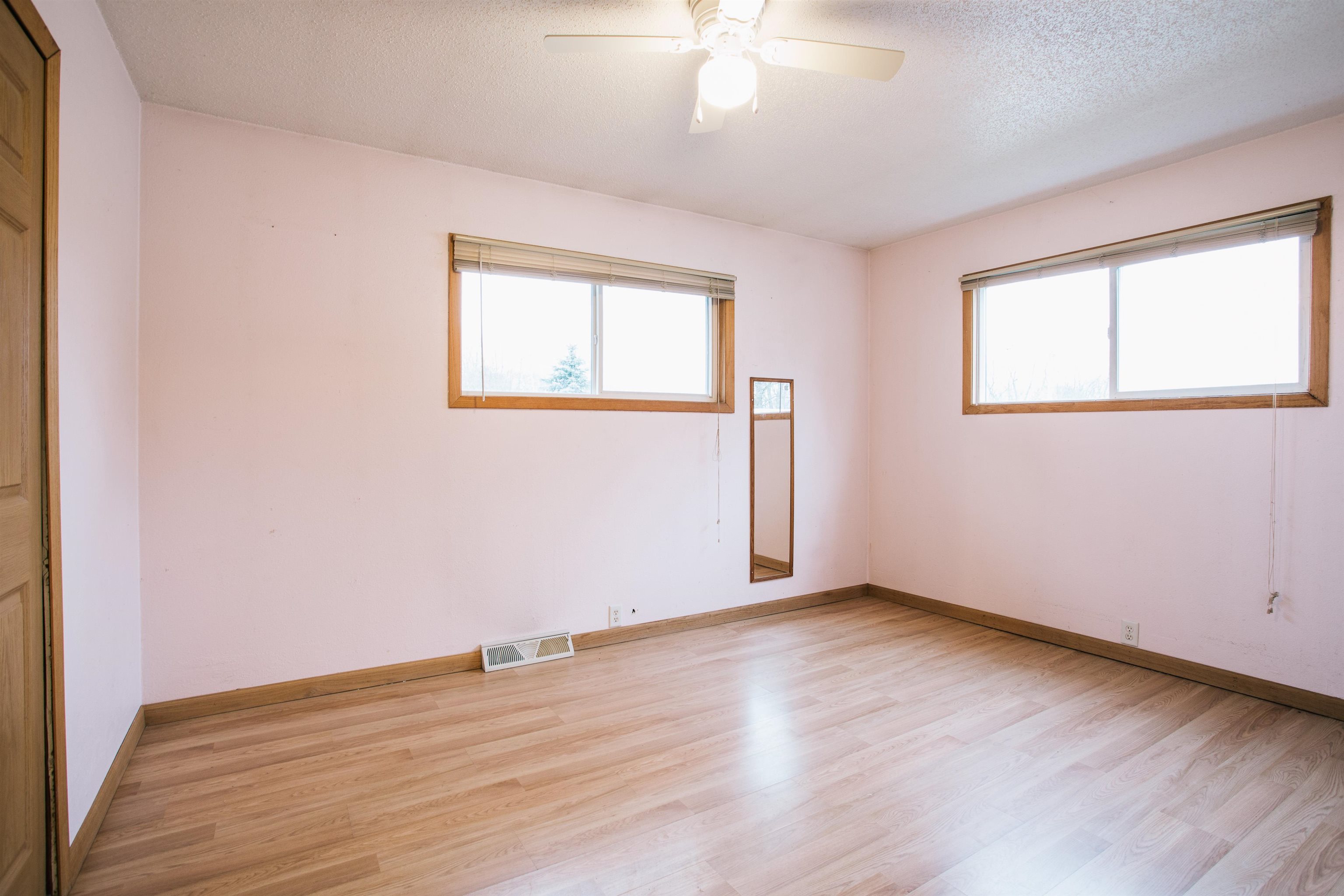 9 CENTER STREET, Neillsville, Wisconsin 54456, 3 Bedrooms Bedrooms, ,1 BathroomBathrooms,Residential,For Sale,9 CENTER STREET,22405754