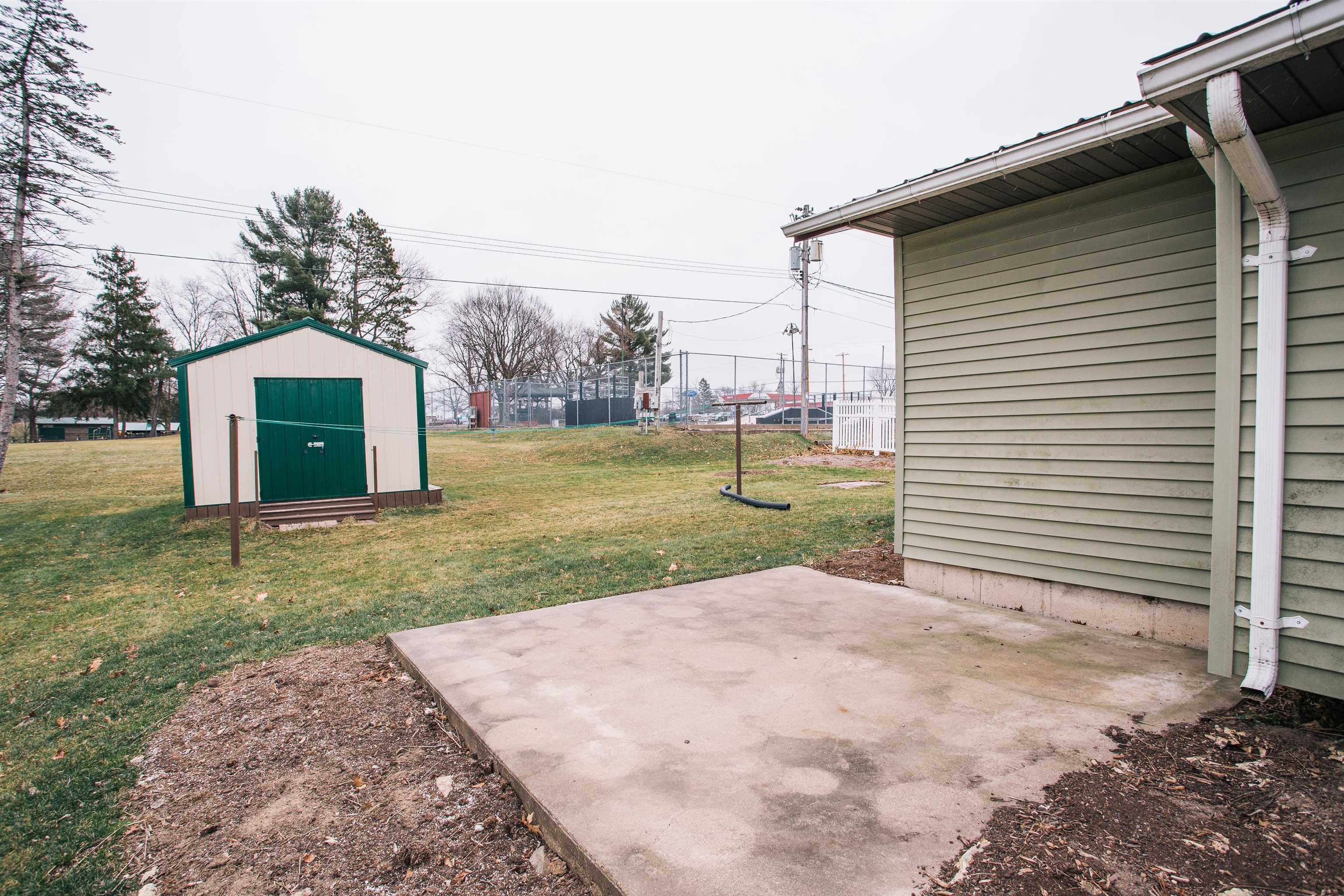 9 CENTER STREET, Neillsville, Wisconsin 54456, 3 Bedrooms Bedrooms, ,1 BathroomBathrooms,Residential,For Sale,9 CENTER STREET,22405754