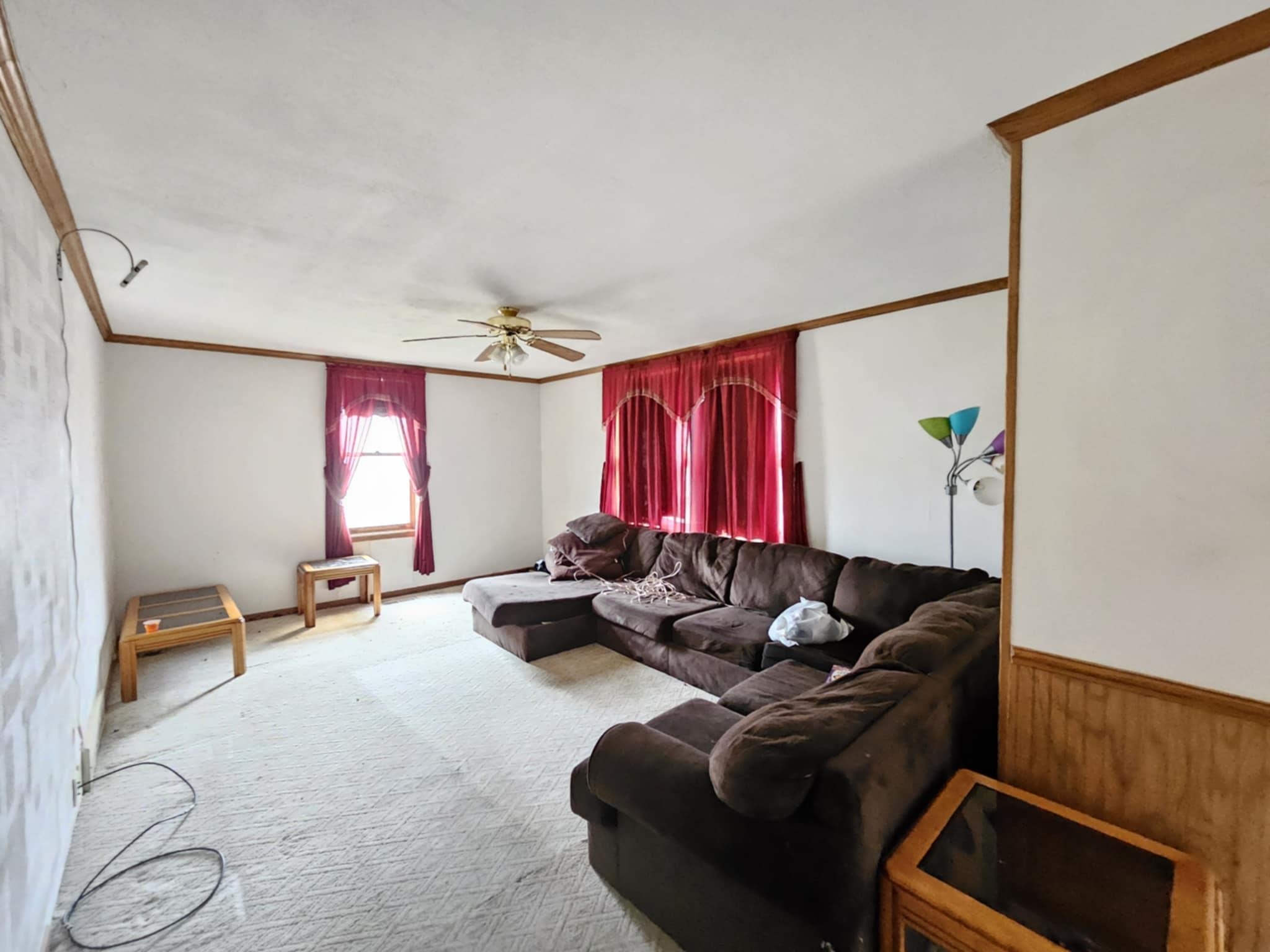 1005 S MAPLE AVENUE, Marshfield, Wisconsin 54449, 3 Bedrooms Bedrooms, ,2 BathroomsBathrooms,Residential,For Sale,1005 S MAPLE AVENUE,22405813