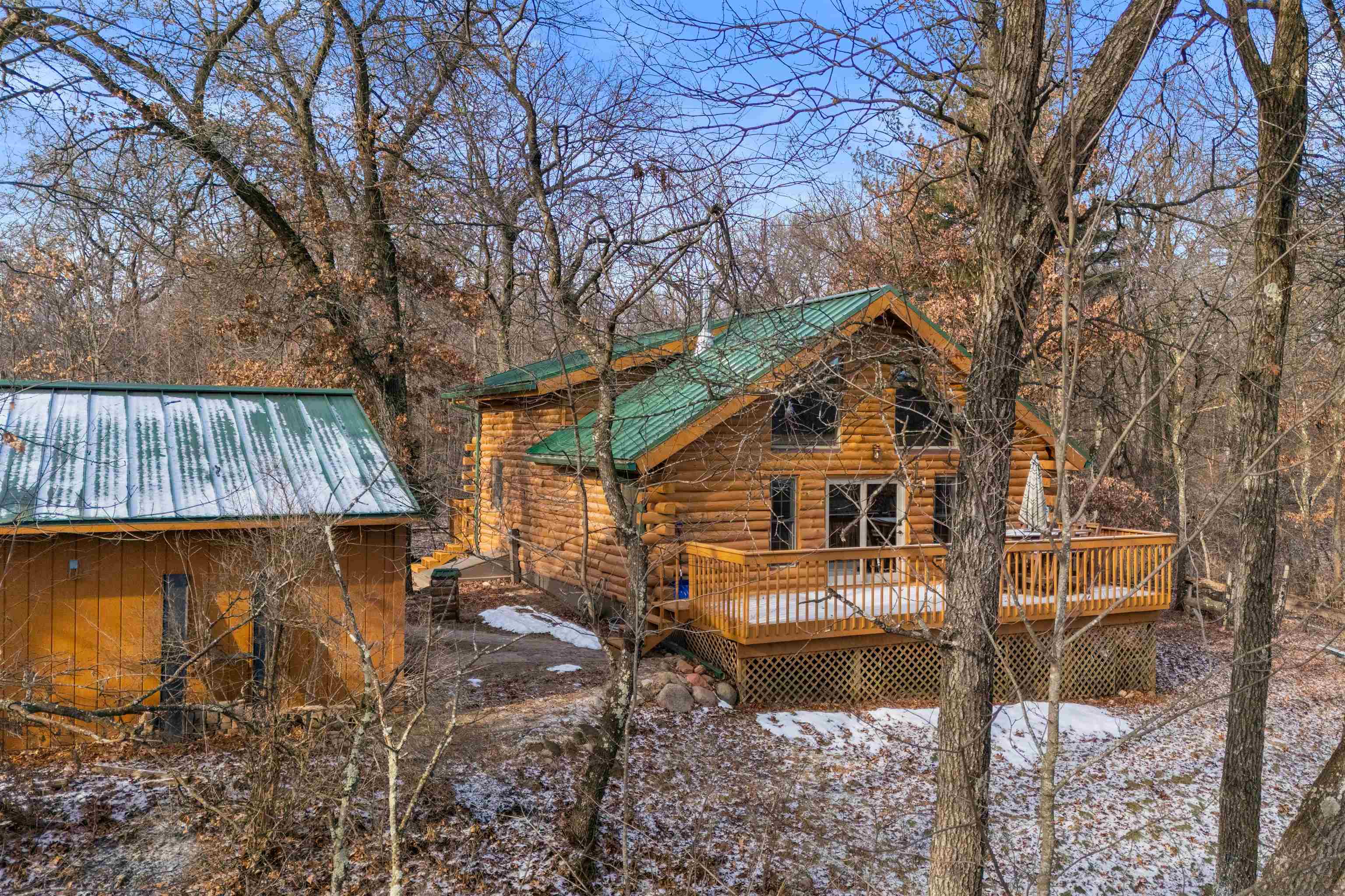 W13554 BLACK OAK COURT