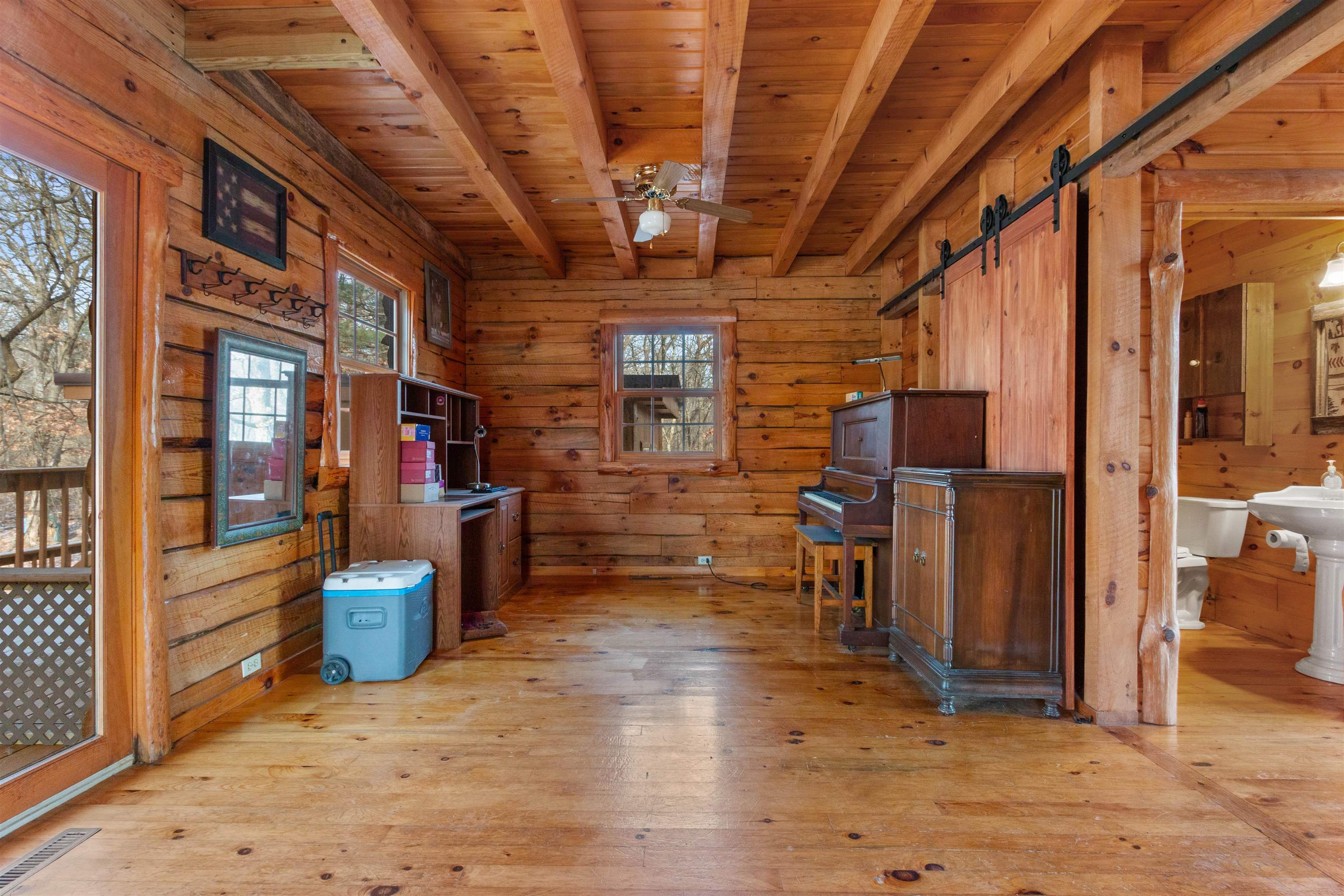 W13554 BLACK OAK COURT