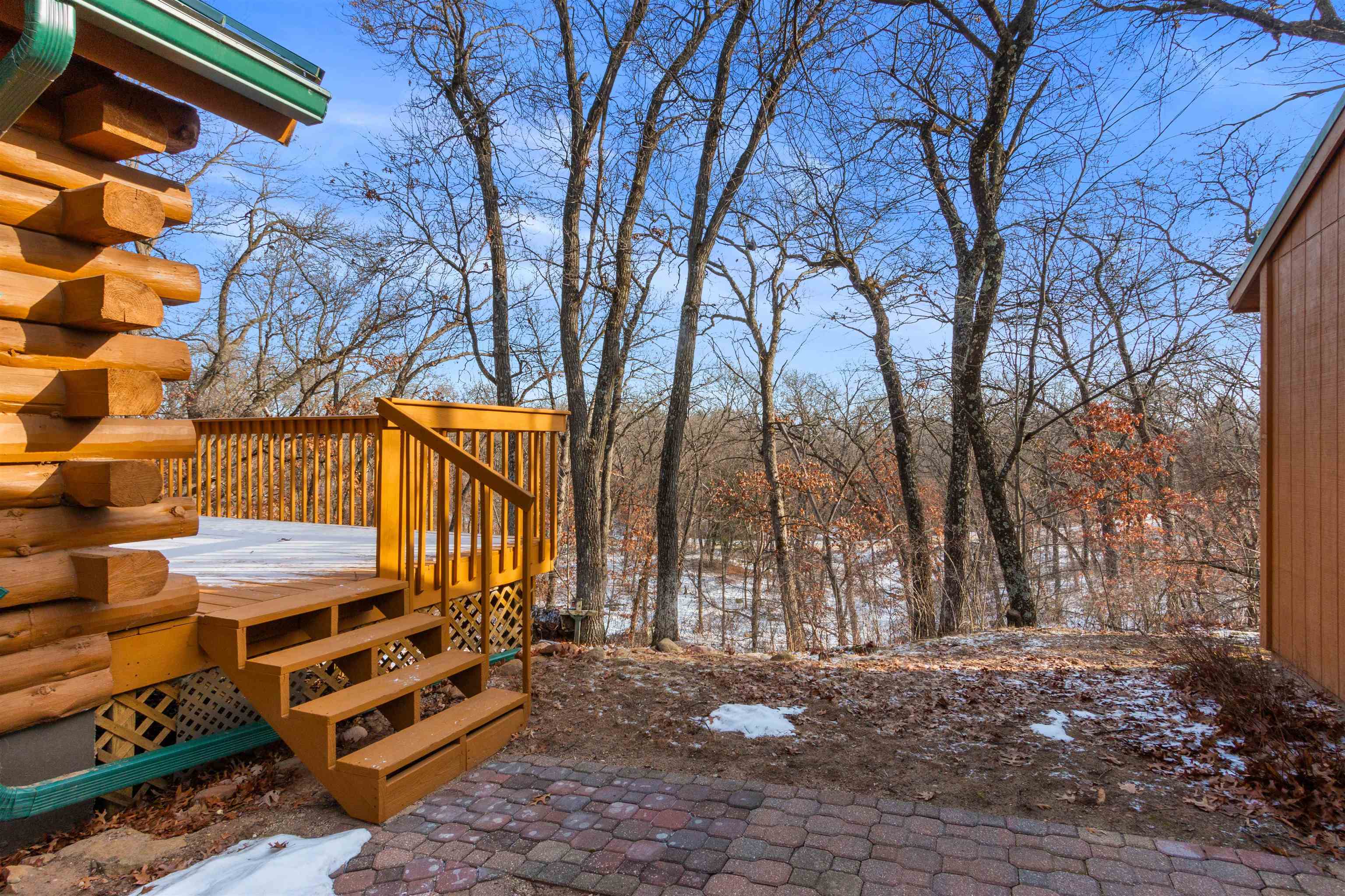 W13554 BLACK OAK COURT