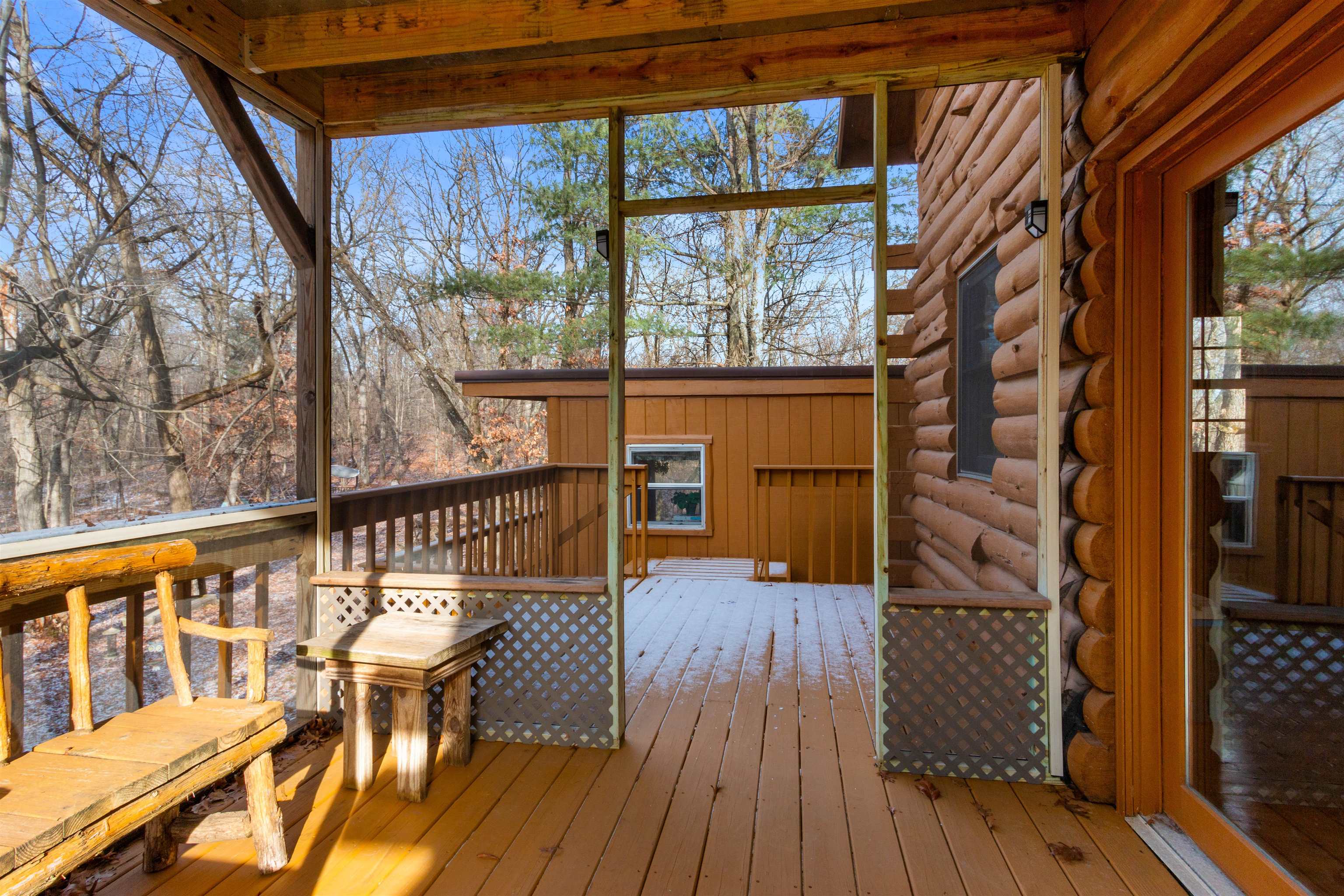 W13554 BLACK OAK COURT