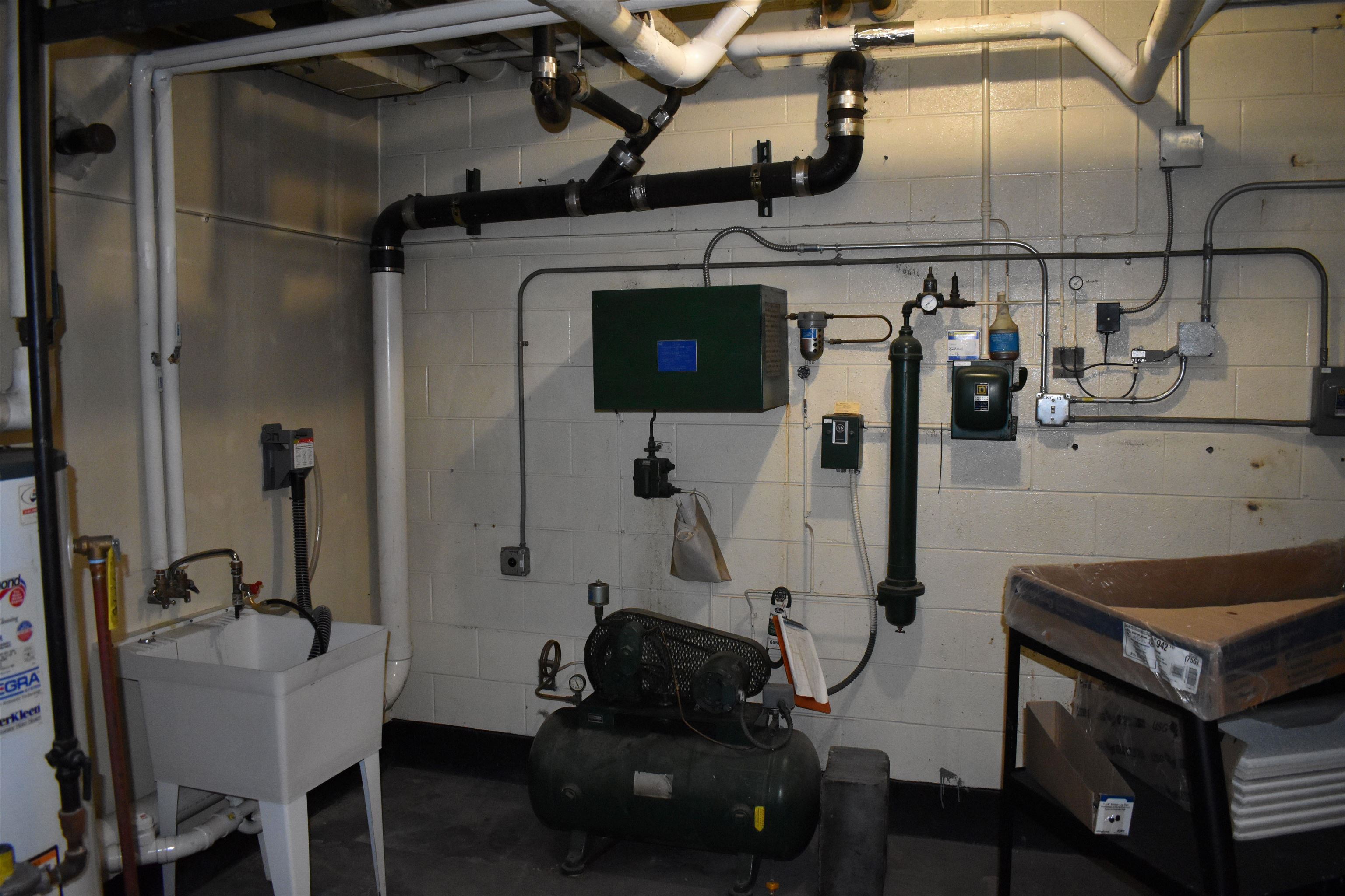 1025 CLARK STREET, Stevens Point, Wisconsin 54481, ,Commercial/industrial,For Sale,1025 CLARK STREET,22500044