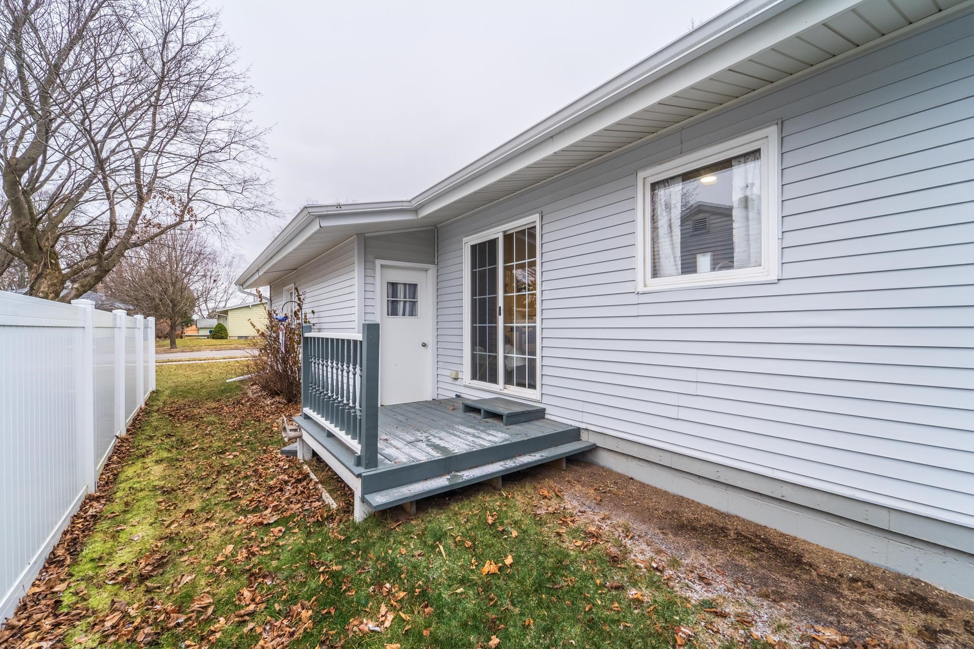 113 CLAYTON STREET, Wausau, Wisconsin 54401, 3 Bedrooms Bedrooms, ,2 BathroomsBathrooms,Residential,For Sale,113 CLAYTON STREET,22500063