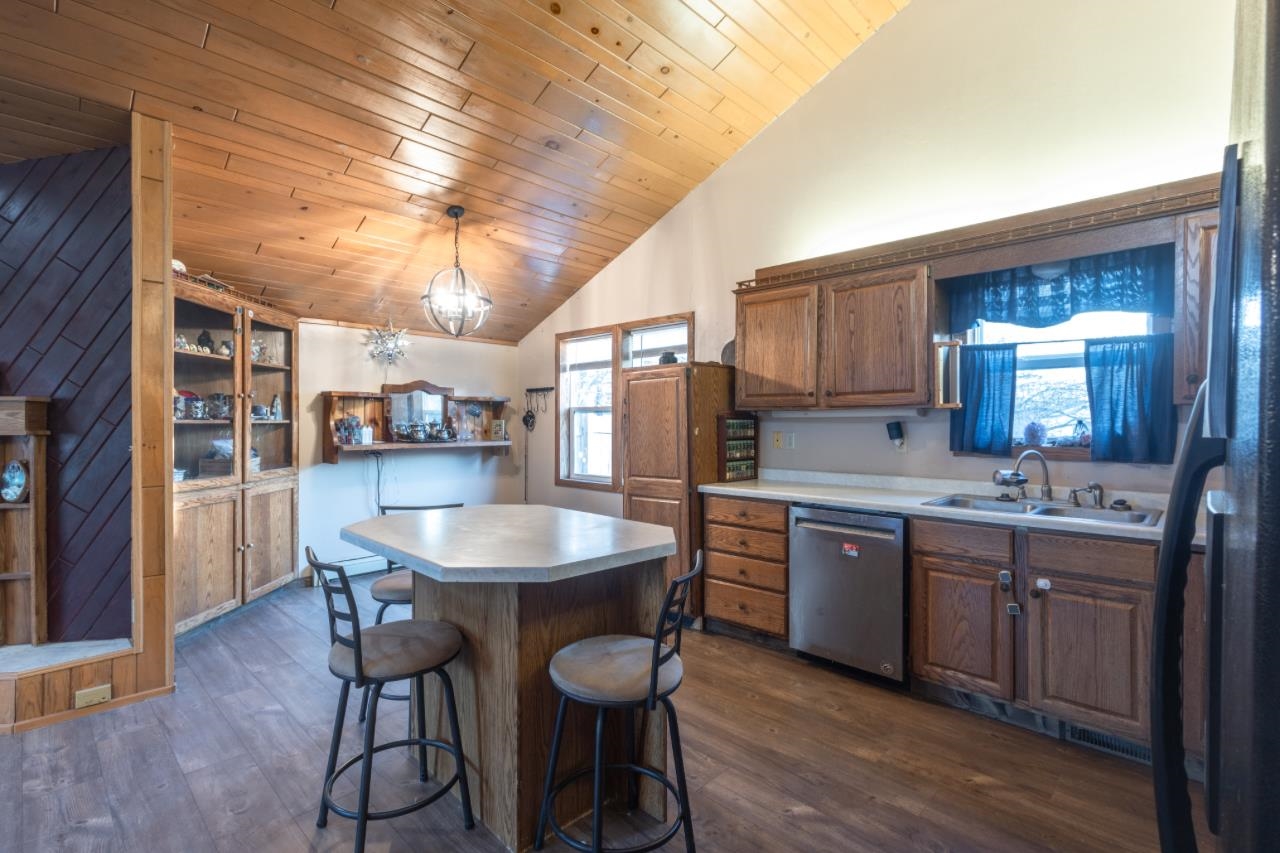 248 ROBERTA STREET, Medford, Wisconsin 54451, 3 Bedrooms Bedrooms, ,2 BathroomsBathrooms,Residential,For Sale,248 ROBERTA STREET,22500099