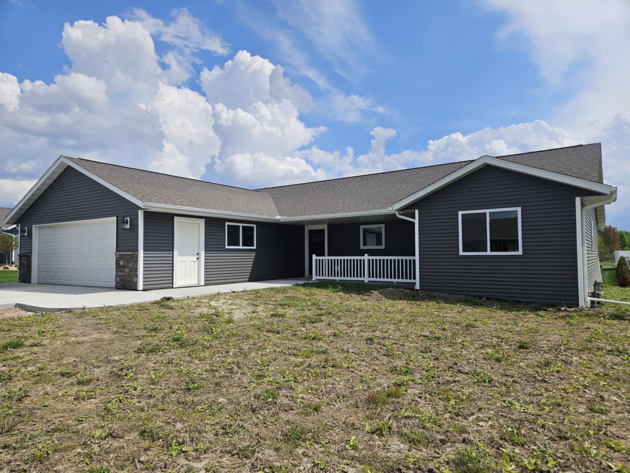 118311 SUNSET RIDGE DRIVE, Stratford, Wisconsin 54484, 4 Bedrooms Bedrooms, ,2 BathroomsBathrooms,Residential,For Sale,118311 SUNSET RIDGE DRIVE,22500172