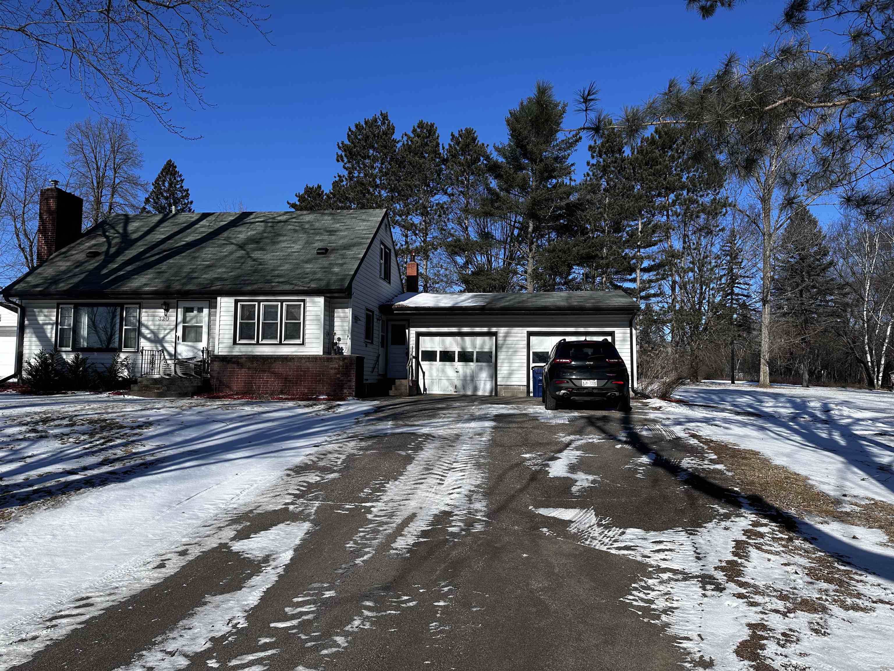 320 Sunrise Road